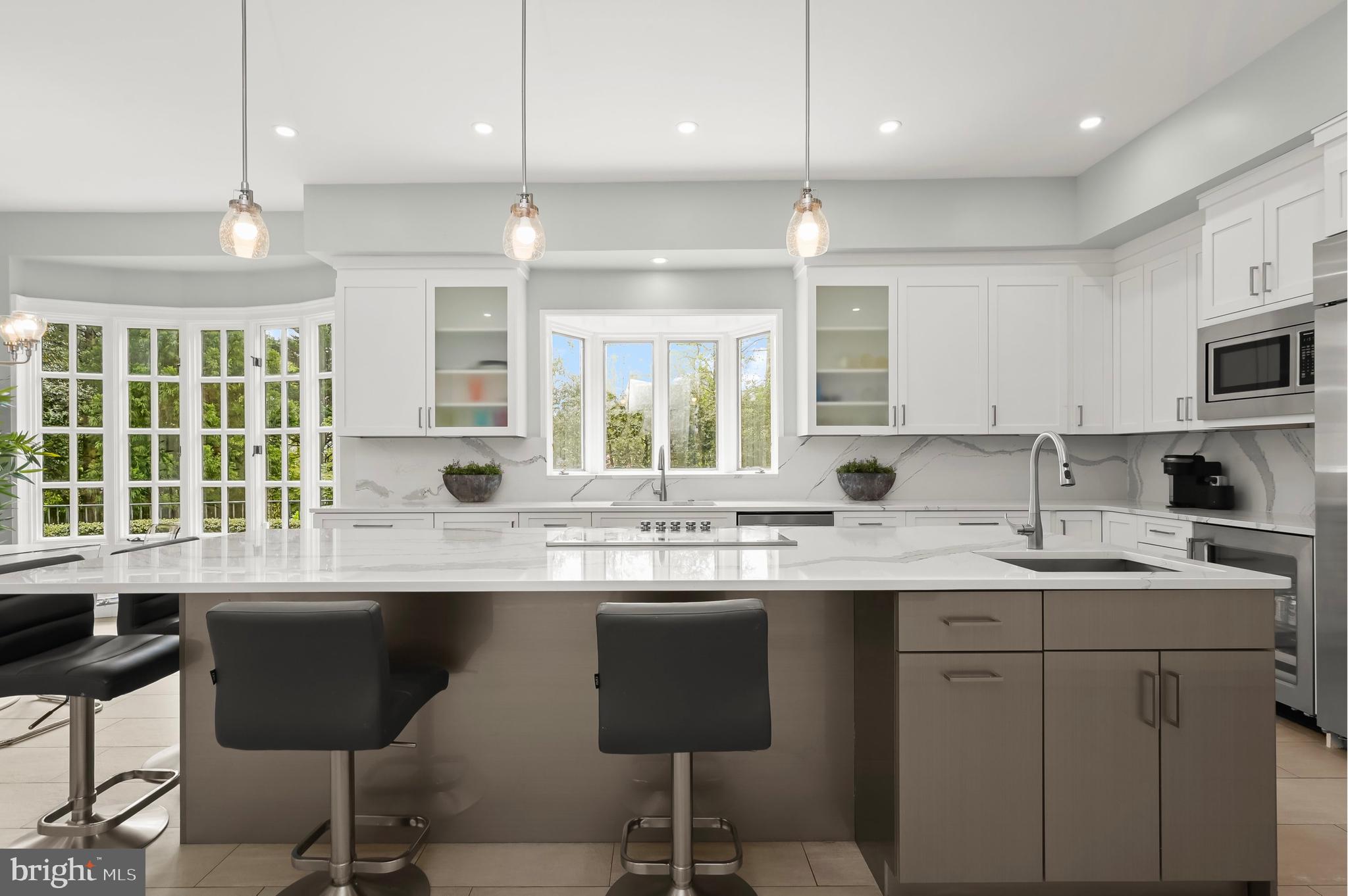 BRADLEY HILLS GROVE - Residential