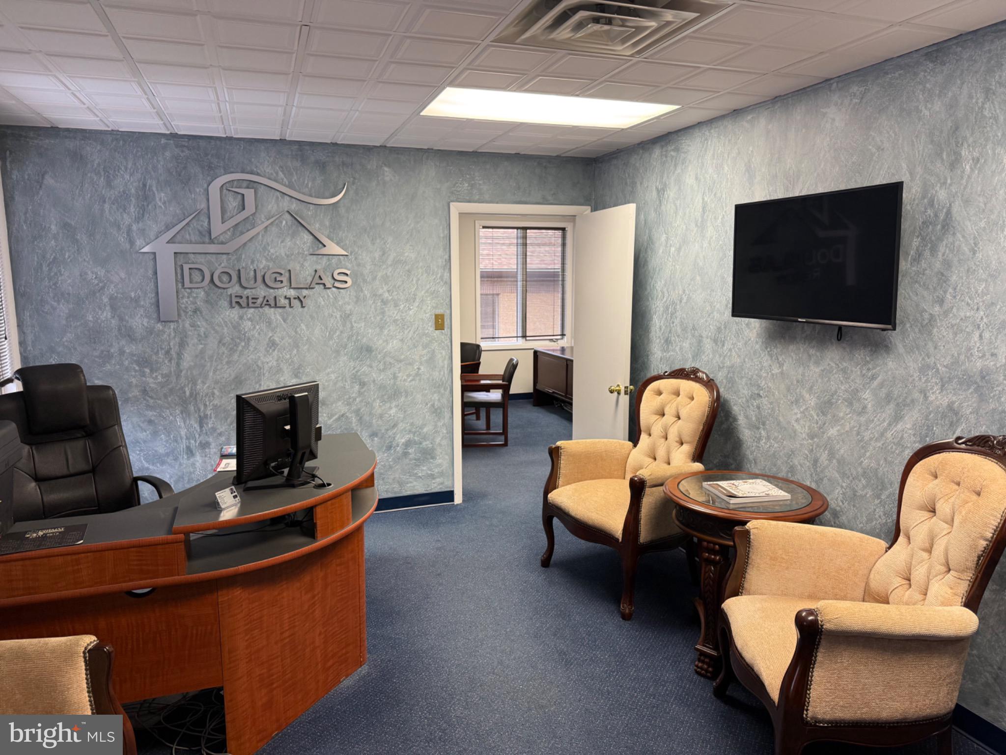 OAKLAND MILLS - Commercial Sale
