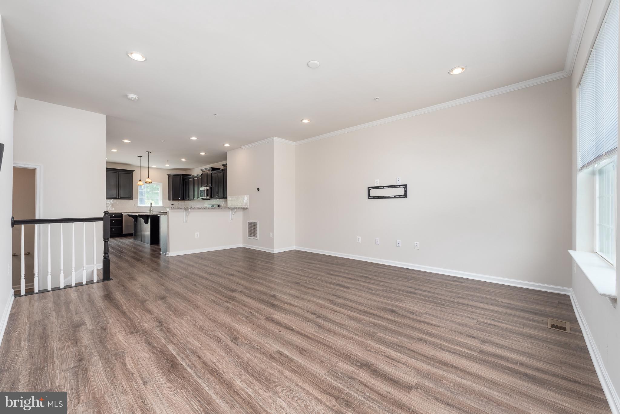 DORCHESTER VIEW - Residential