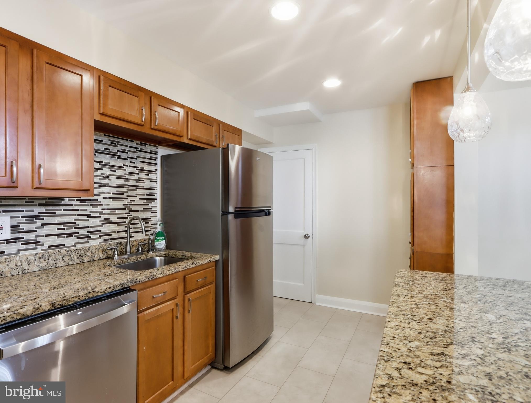 NORTHWOOD - Residential