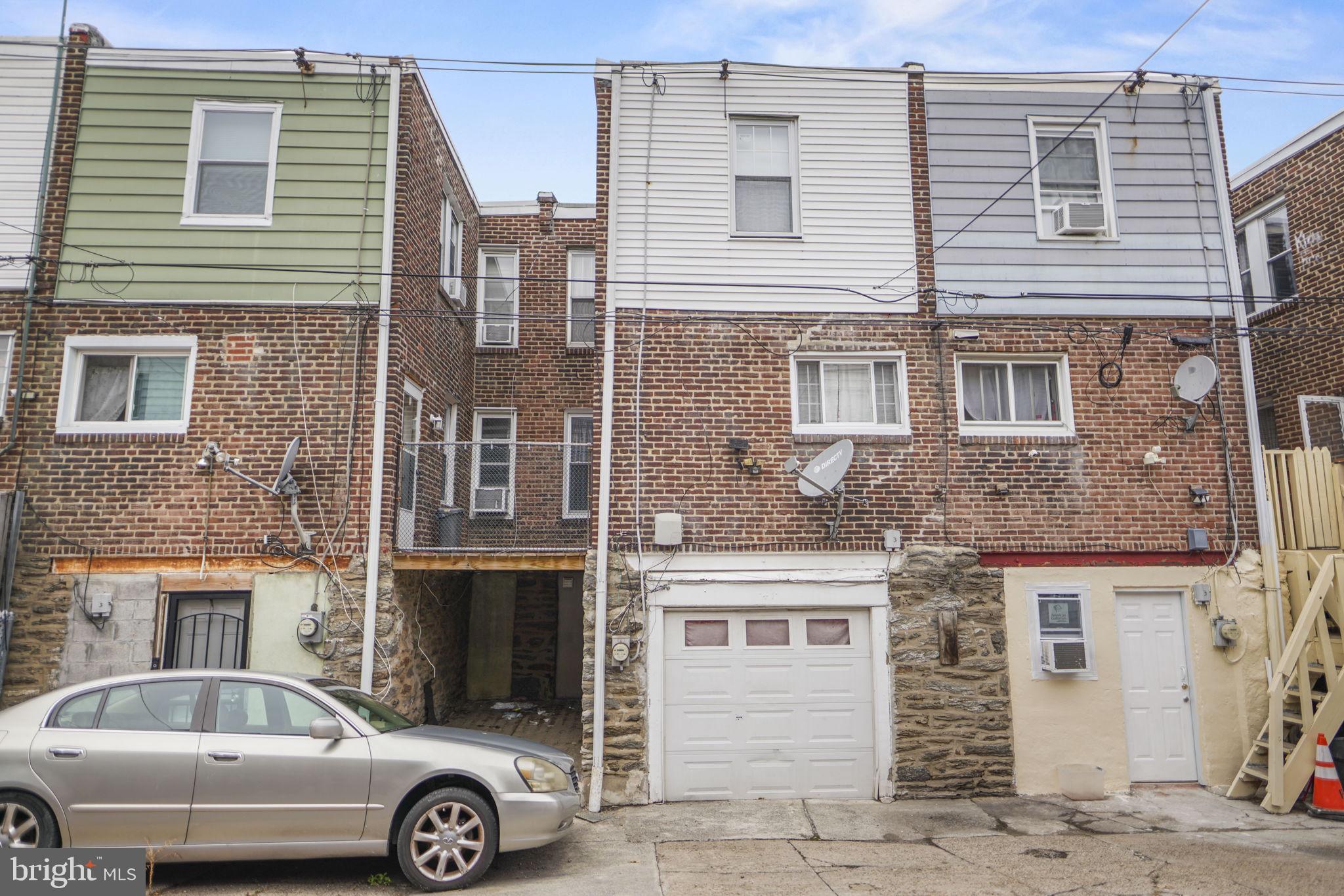OXFORD CIRCLE - Residential