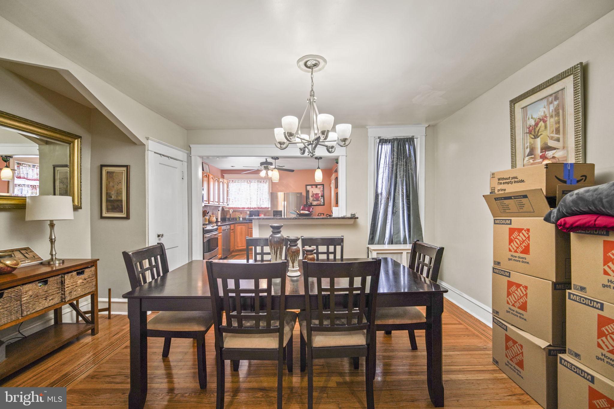 OXFORD CIRCLE - Residential