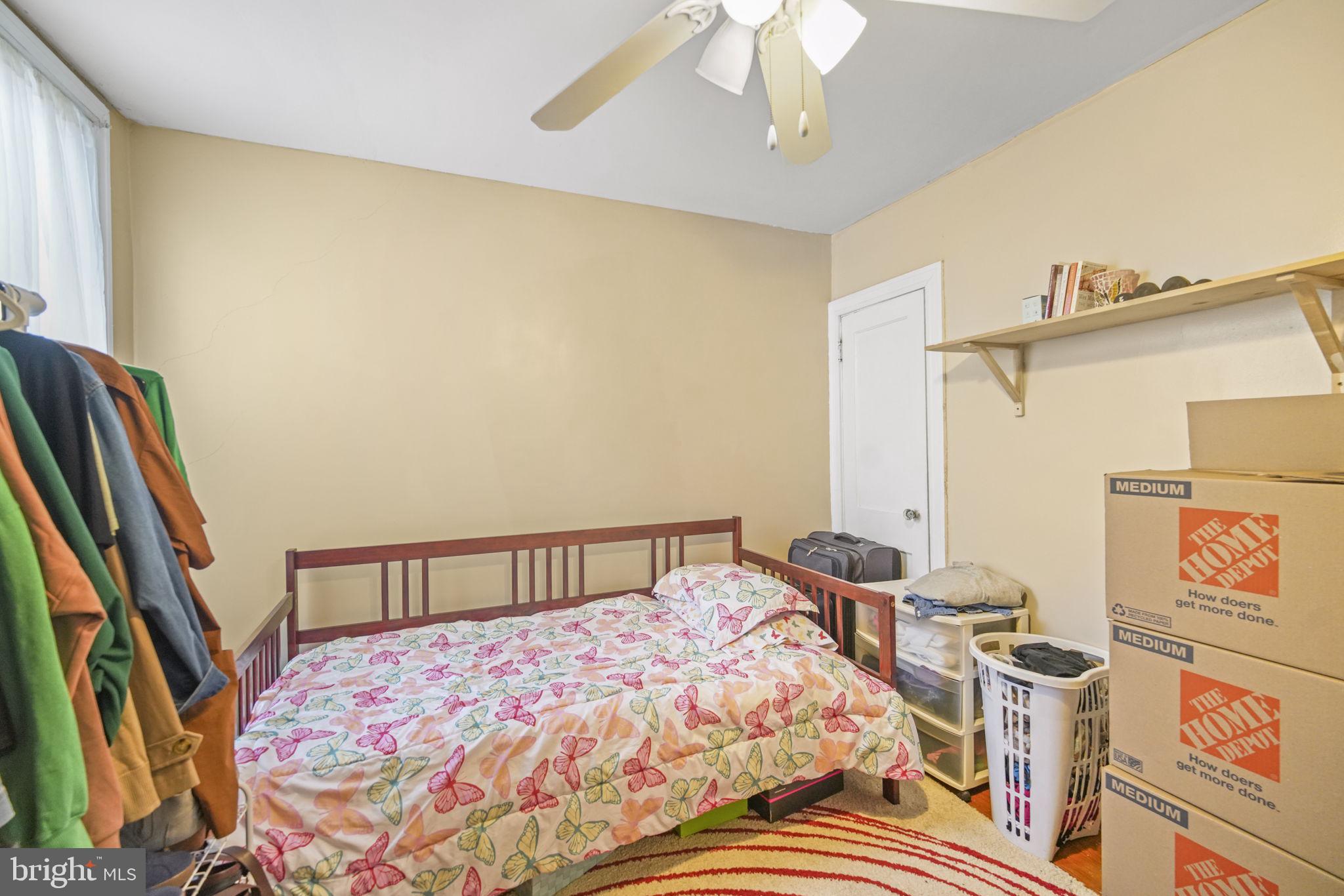 OXFORD CIRCLE - Residential