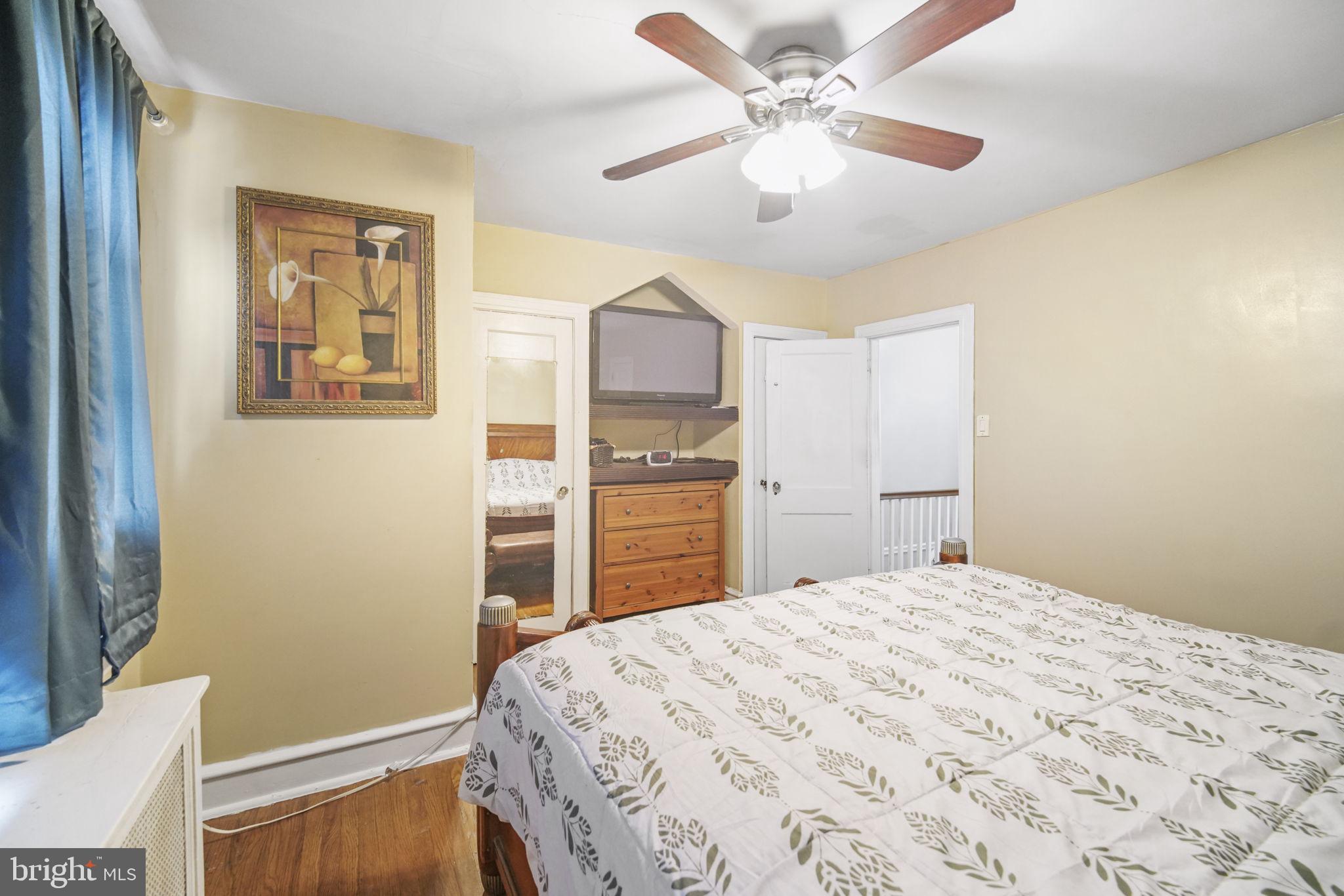 OXFORD CIRCLE - Residential