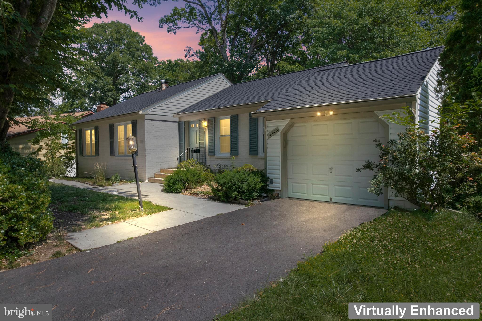 PROMONTORY OAKS - Residential