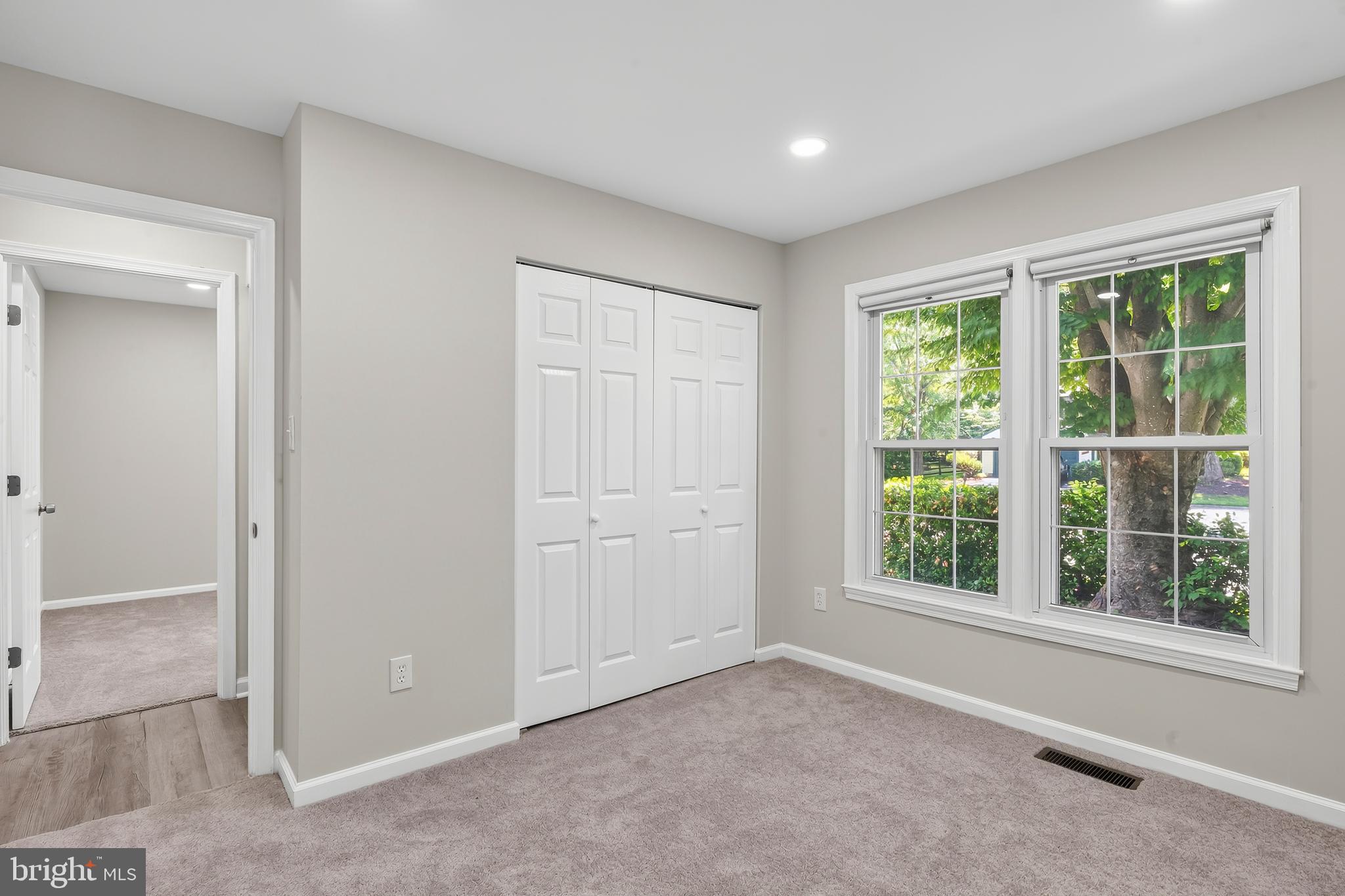 PROMONTORY OAKS - Residential