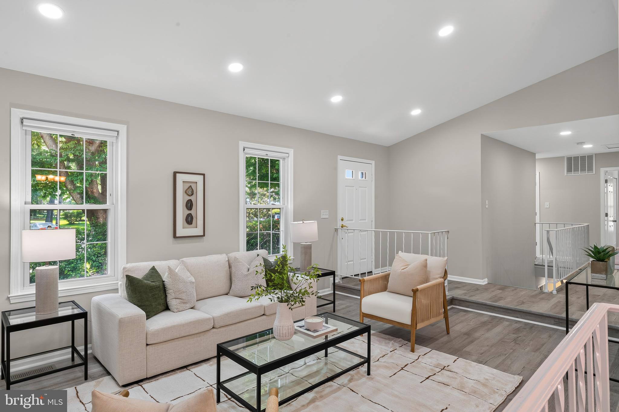 PROMONTORY OAKS - Residential