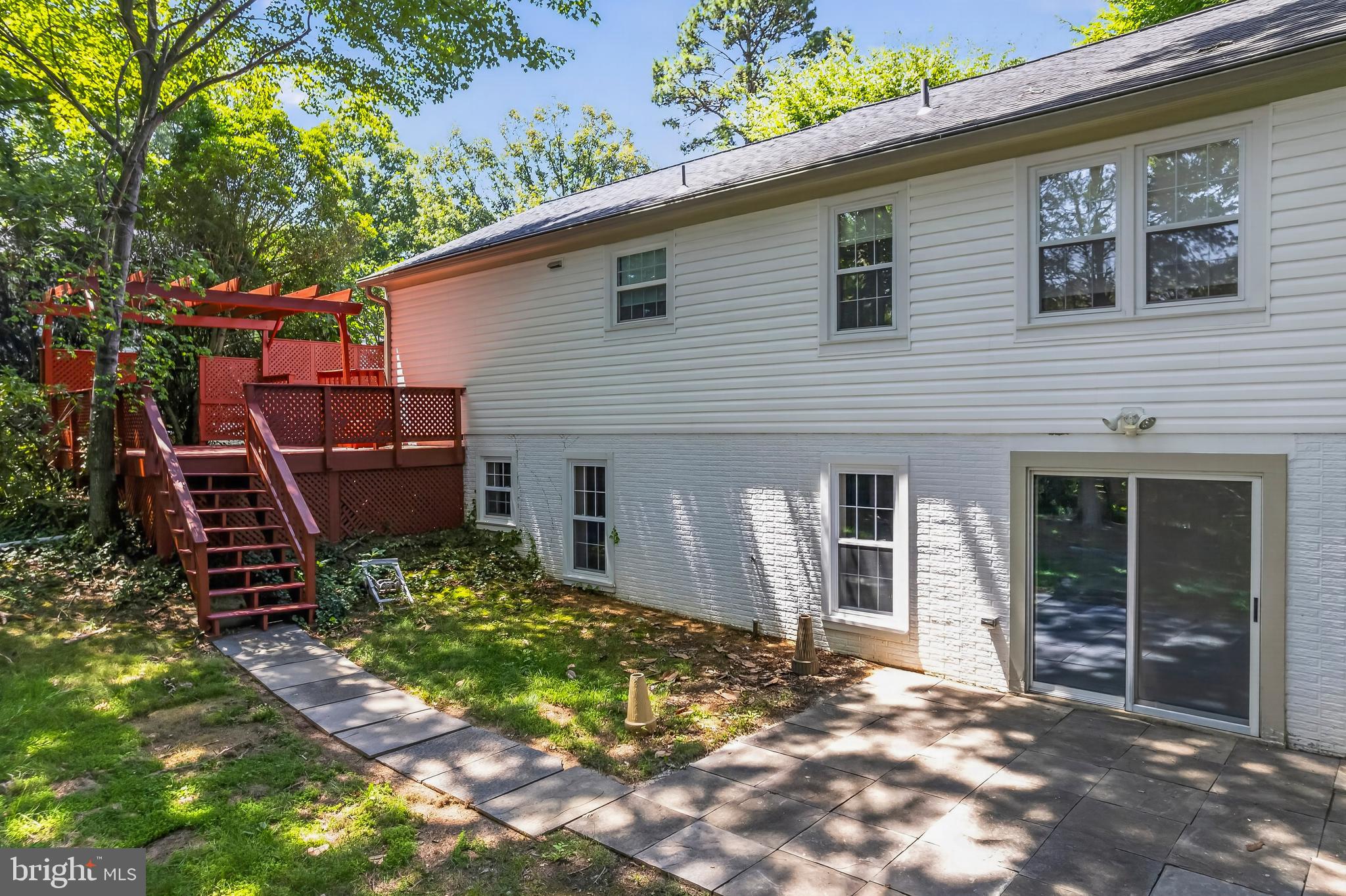 PROMONTORY OAKS - Residential