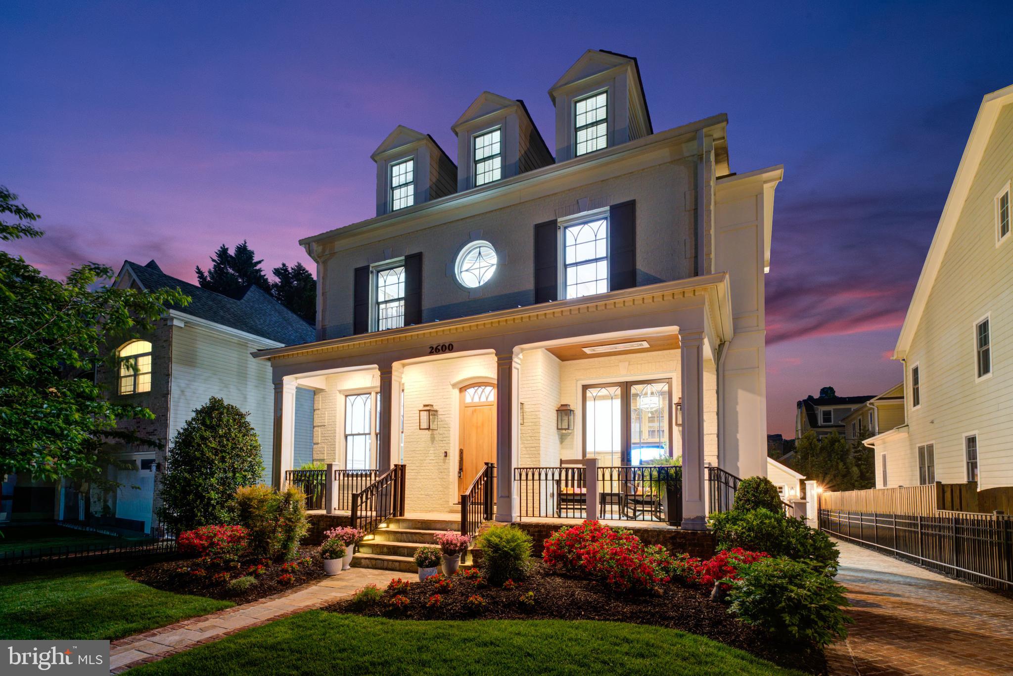 CLARENDON - Residential