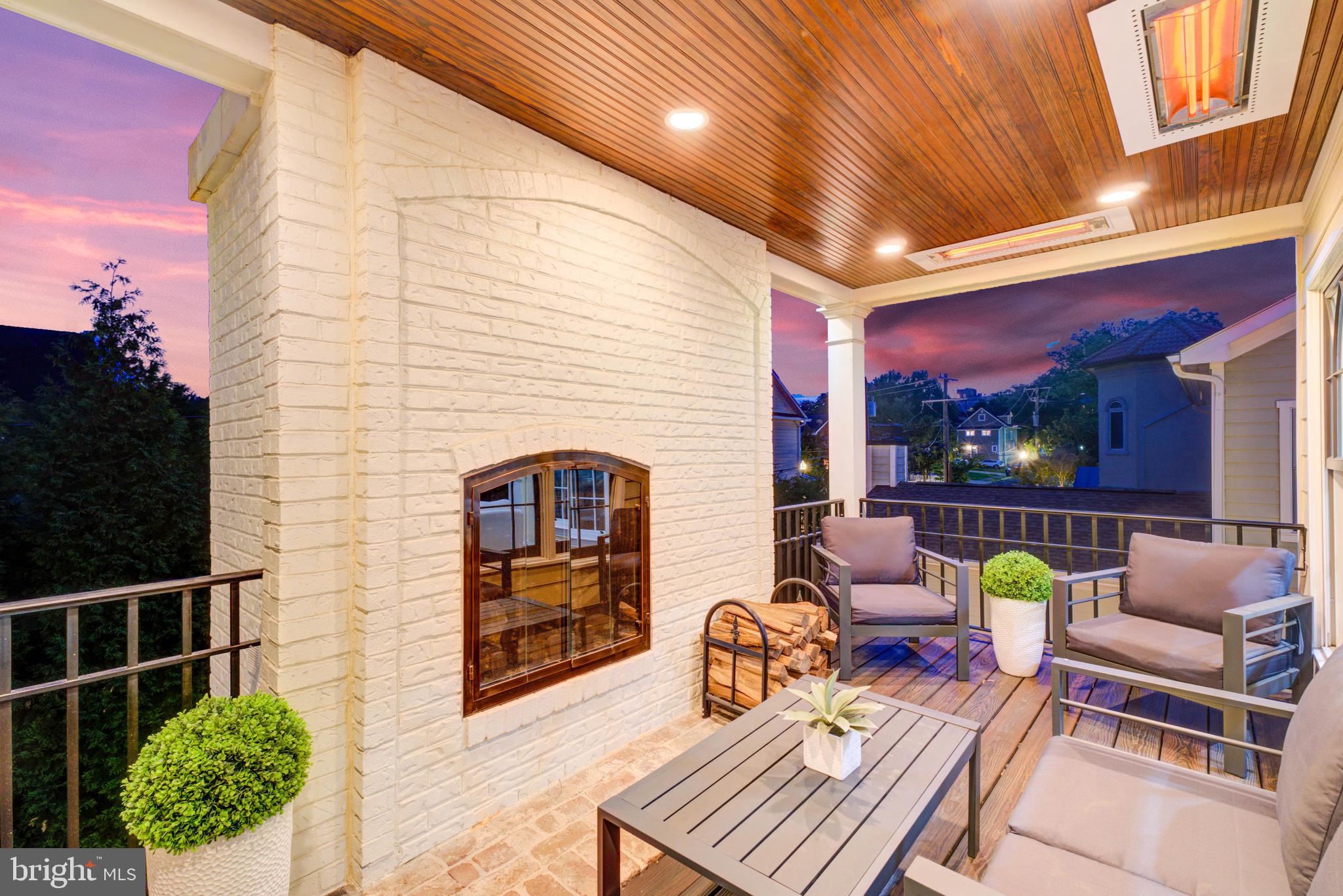 CLARENDON - Residential