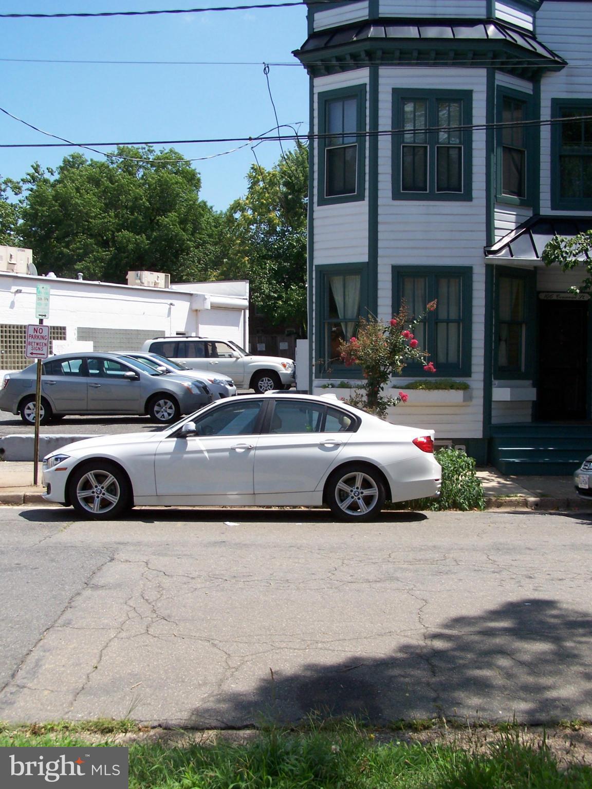 OLD TOWN ALEXANDRIA - Commercial Sale