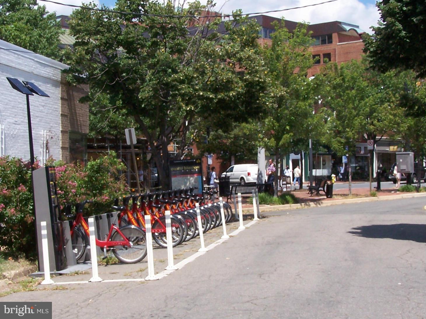 OLD TOWN ALEXANDRIA - Commercial Sale