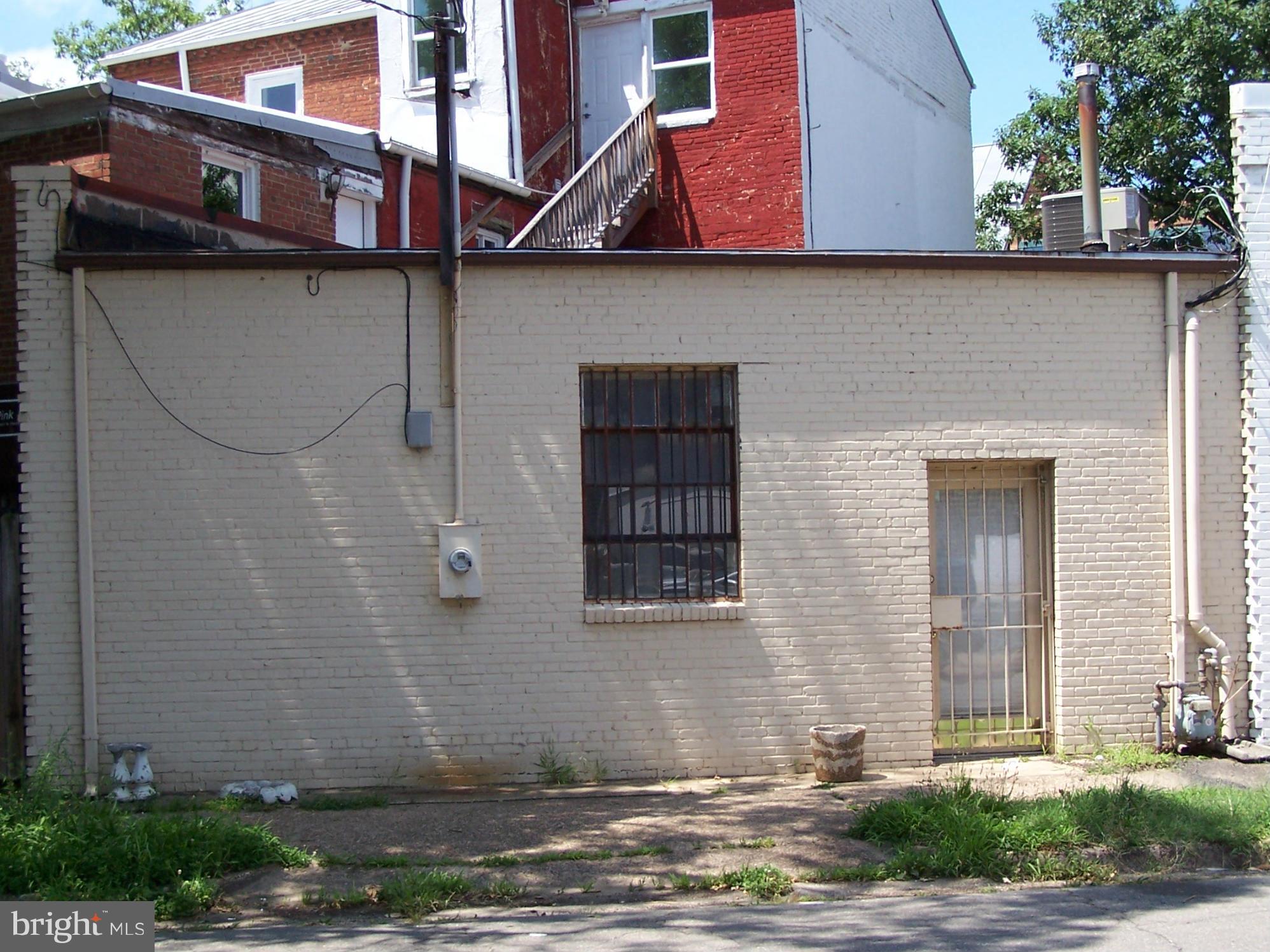 OLD TOWN ALEXANDRIA - Commercial Sale