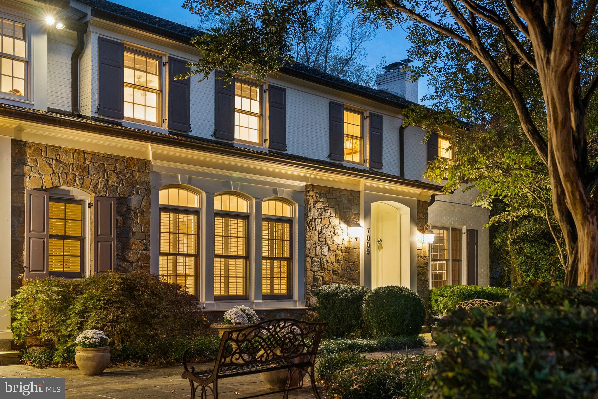 BANNOCKBURN ESTATES - Residential
