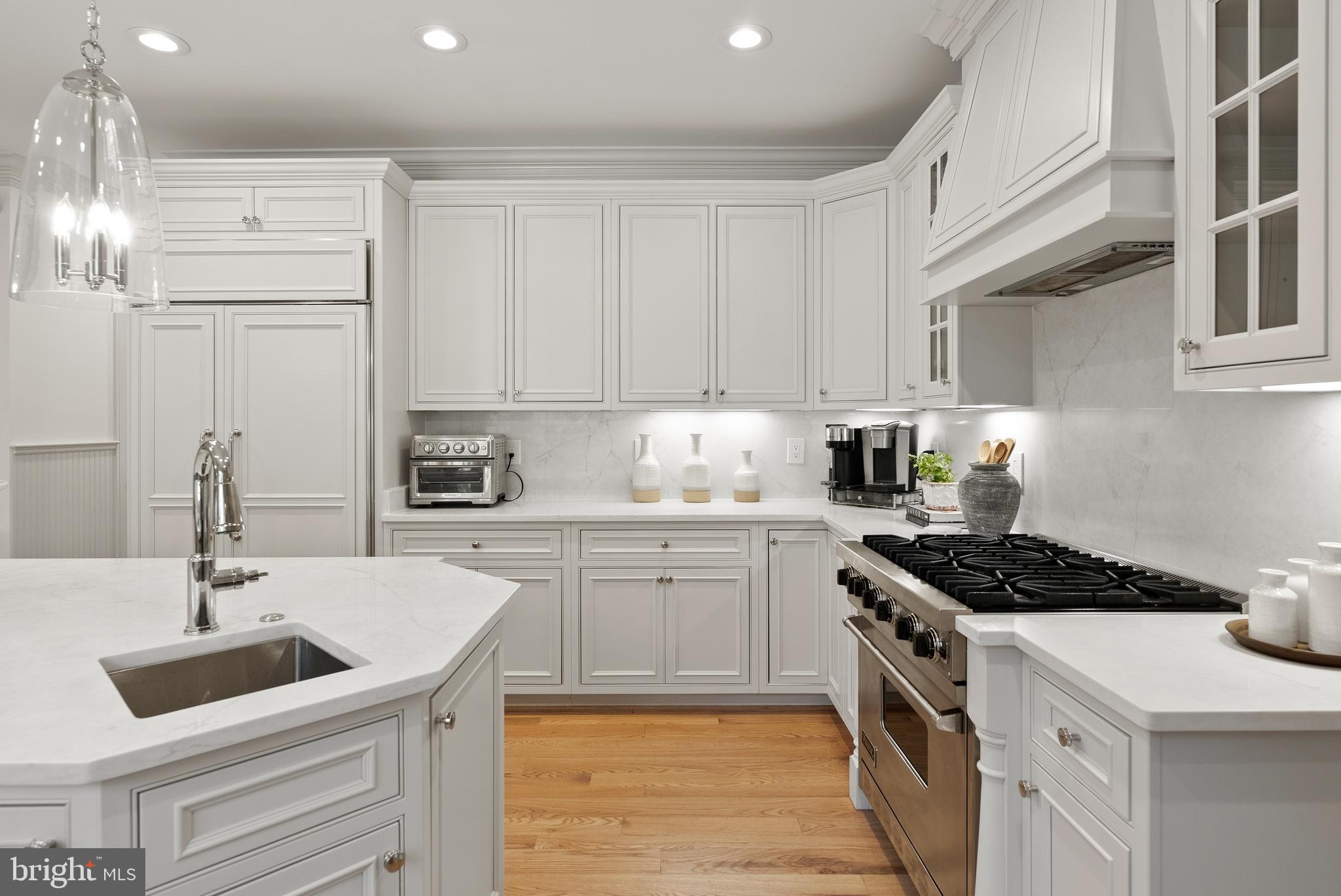 BANNOCKBURN ESTATES - Residential