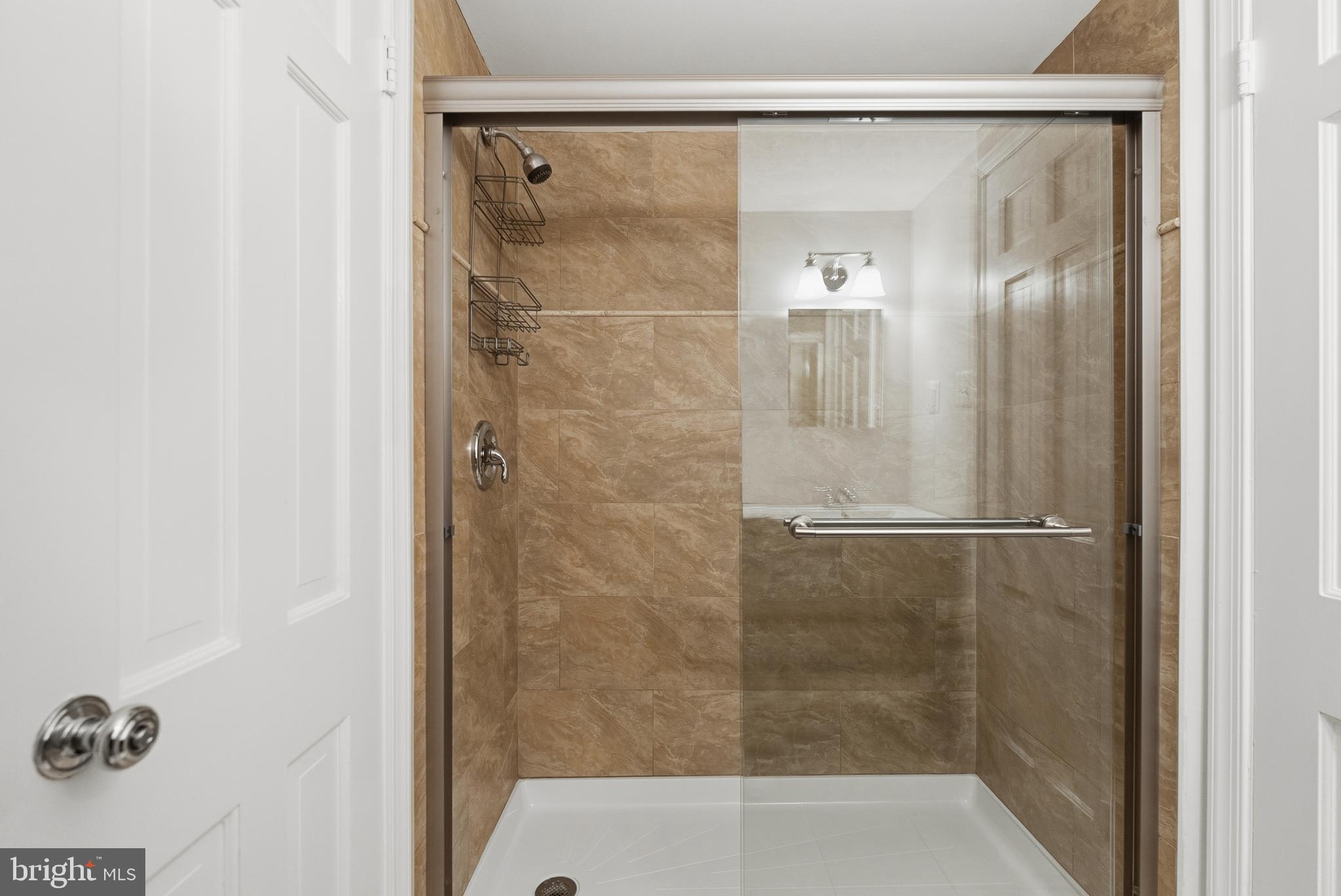 BANNOCKBURN ESTATES - Residential