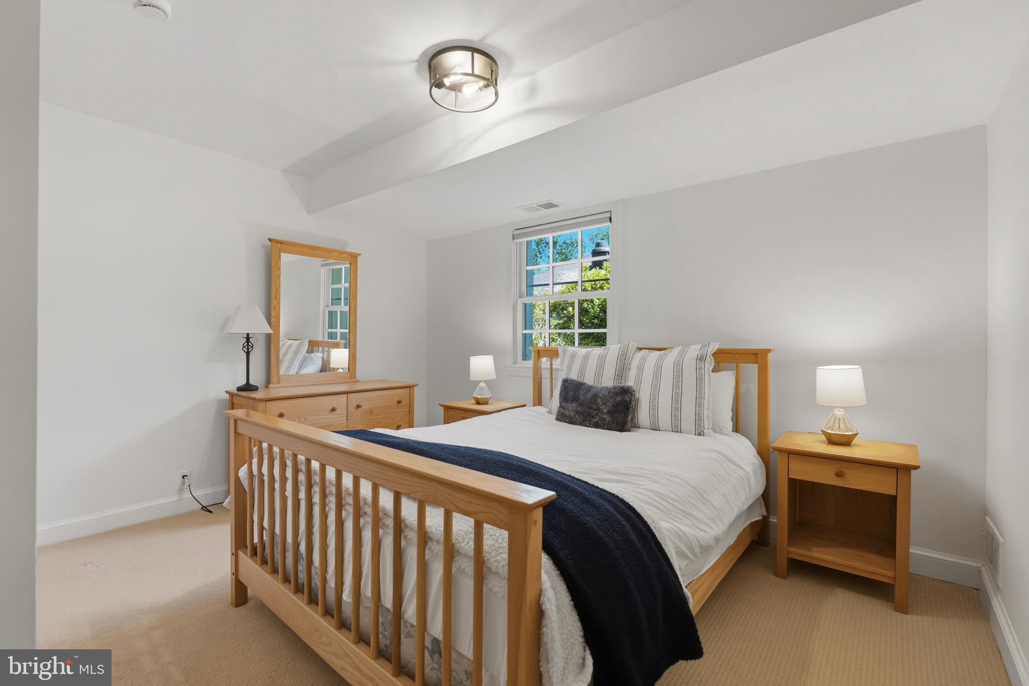 BANNOCKBURN ESTATES - Residential