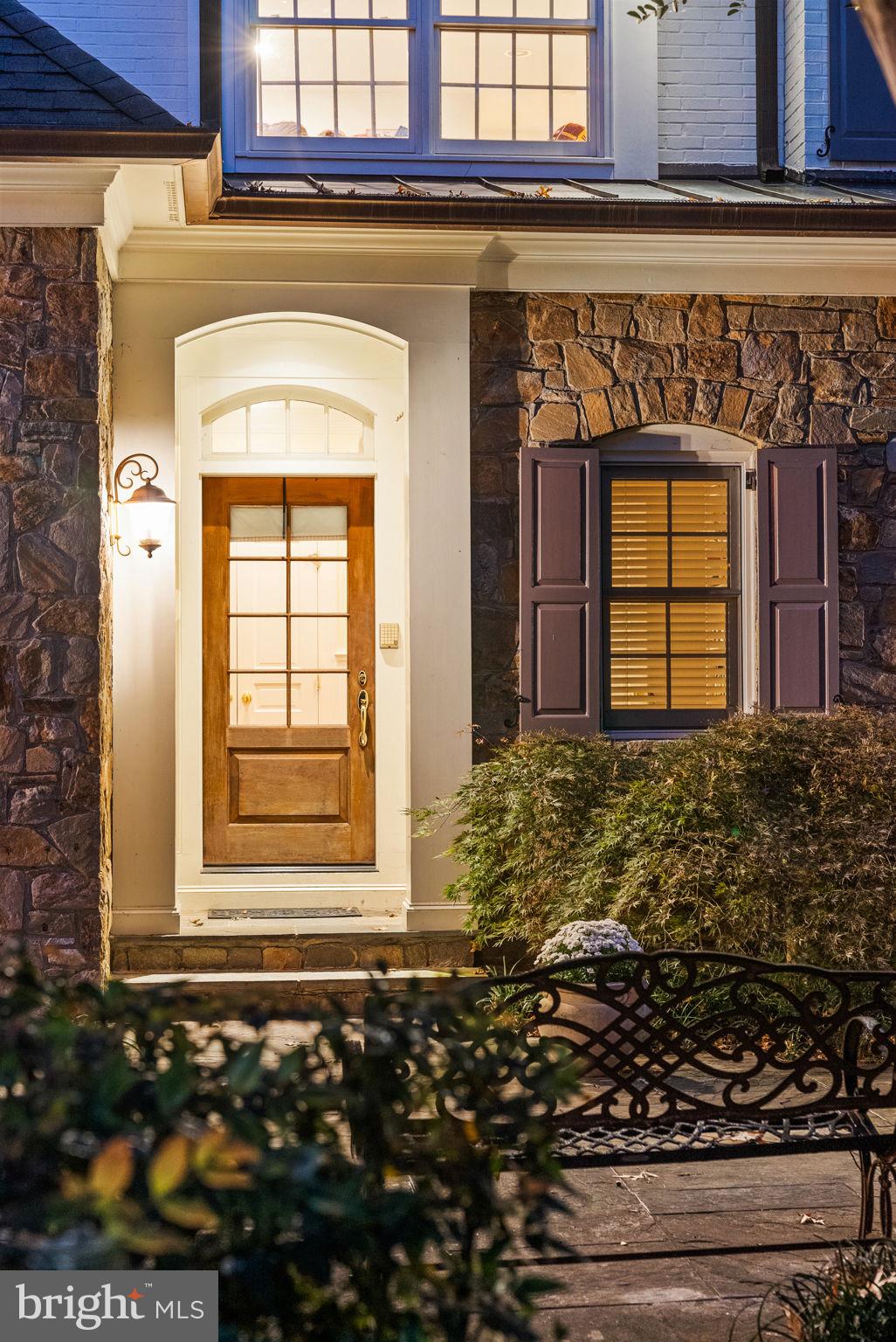 BANNOCKBURN ESTATES - Residential