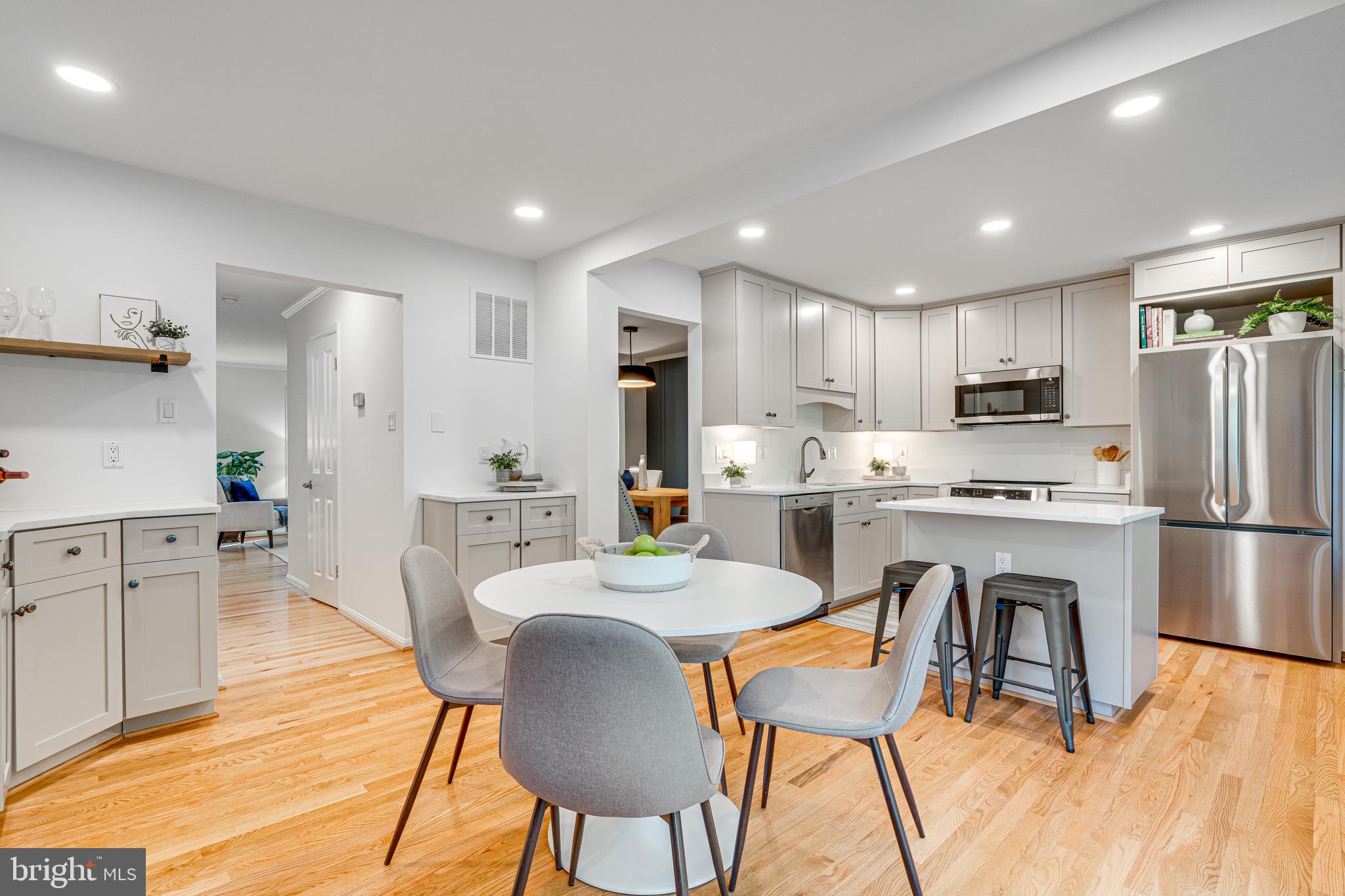 BURKE CENTRE - Residential