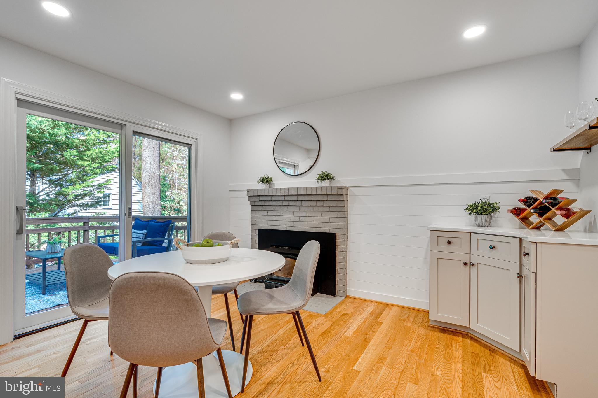 BURKE CENTRE - Residential