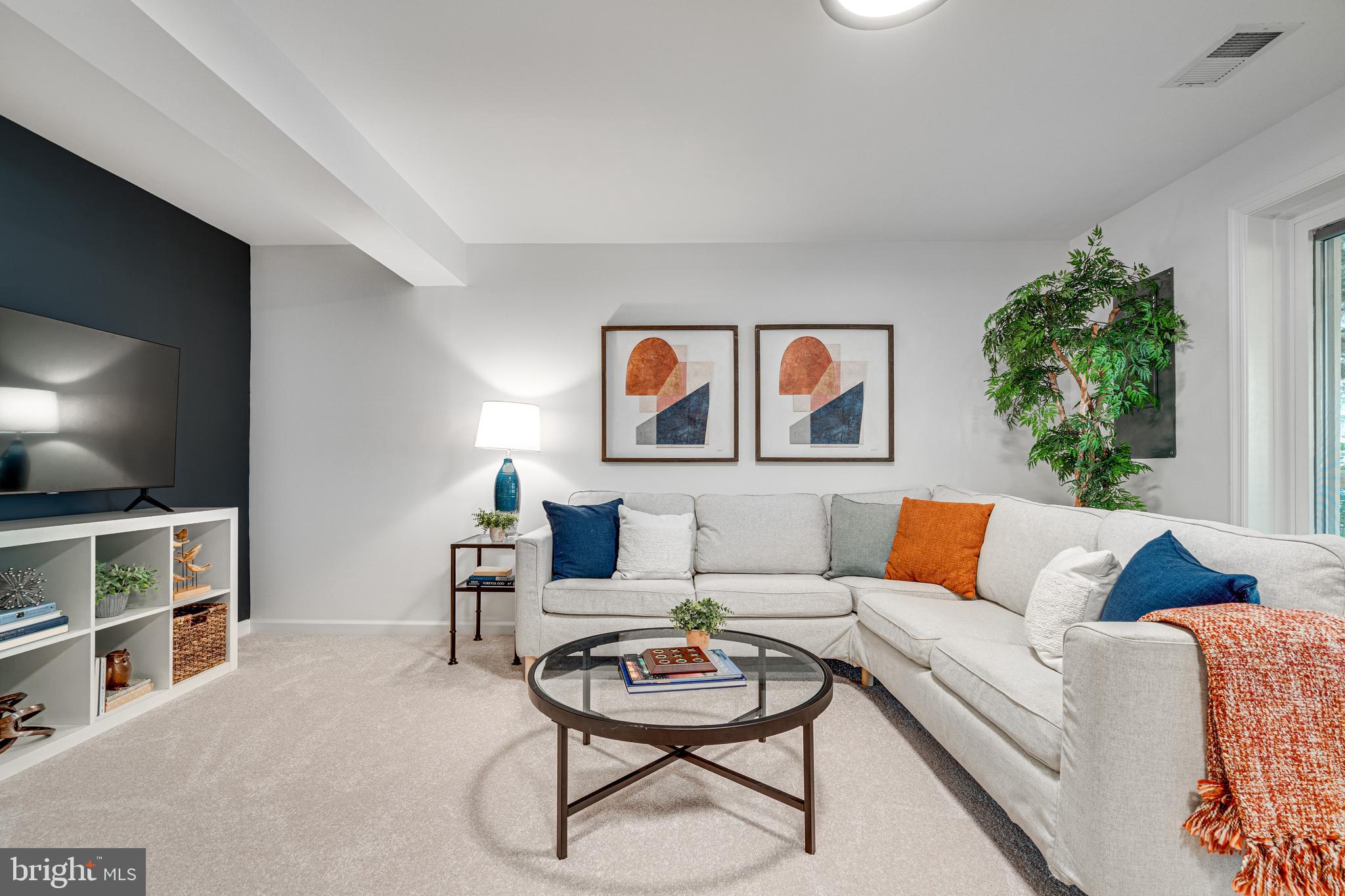 BURKE CENTRE - Residential