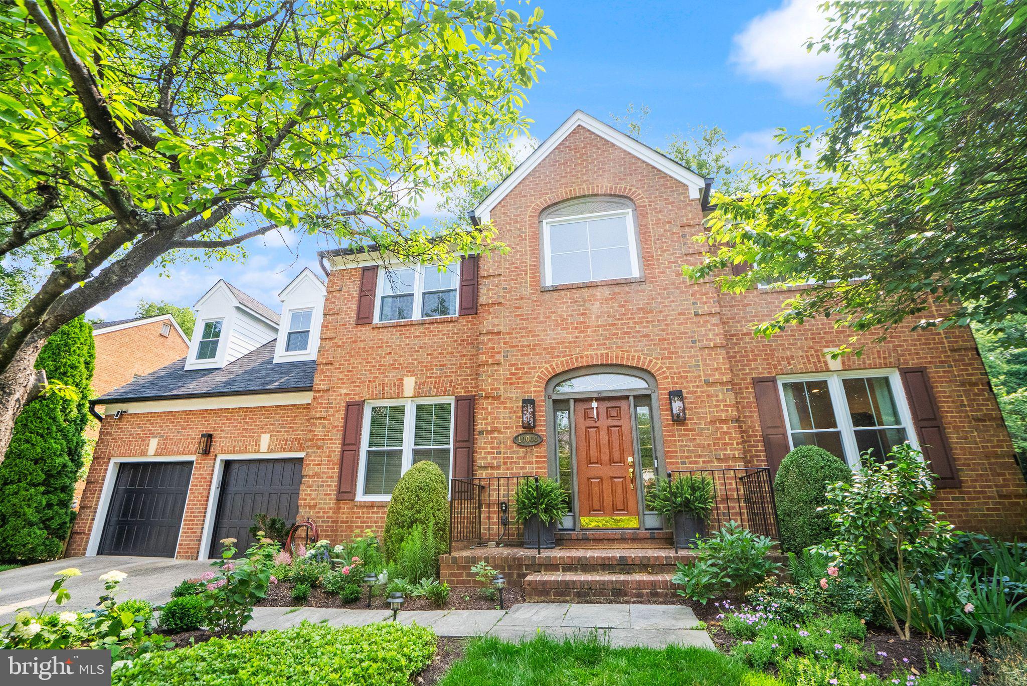 BRADDOCK MANOR - Residential