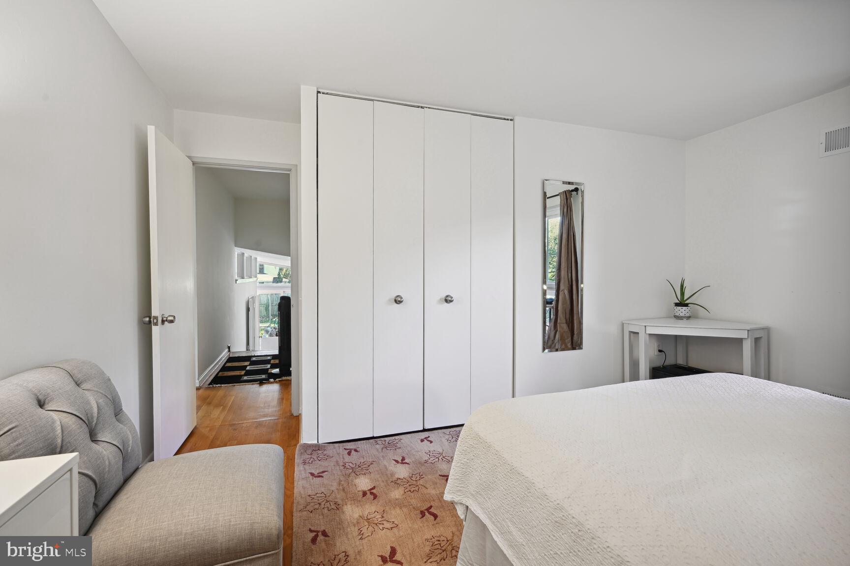 RED COAT WOODS - Residential Lease