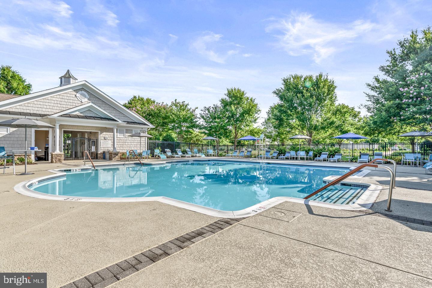 POTOMAC GREEN CONDOMINIUM - Residential