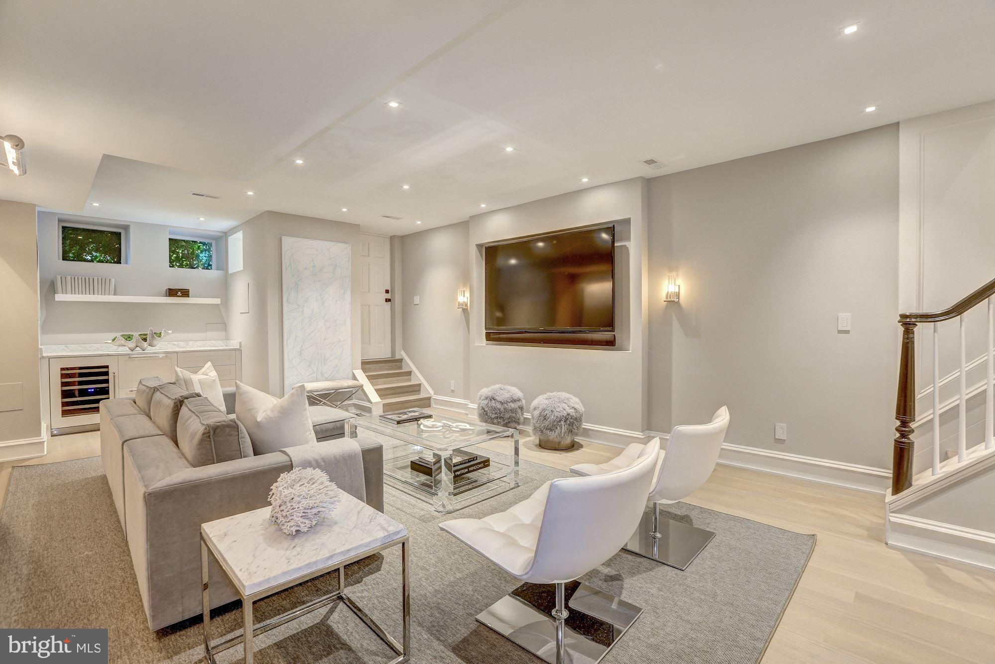 GEORGETOWN - Residential