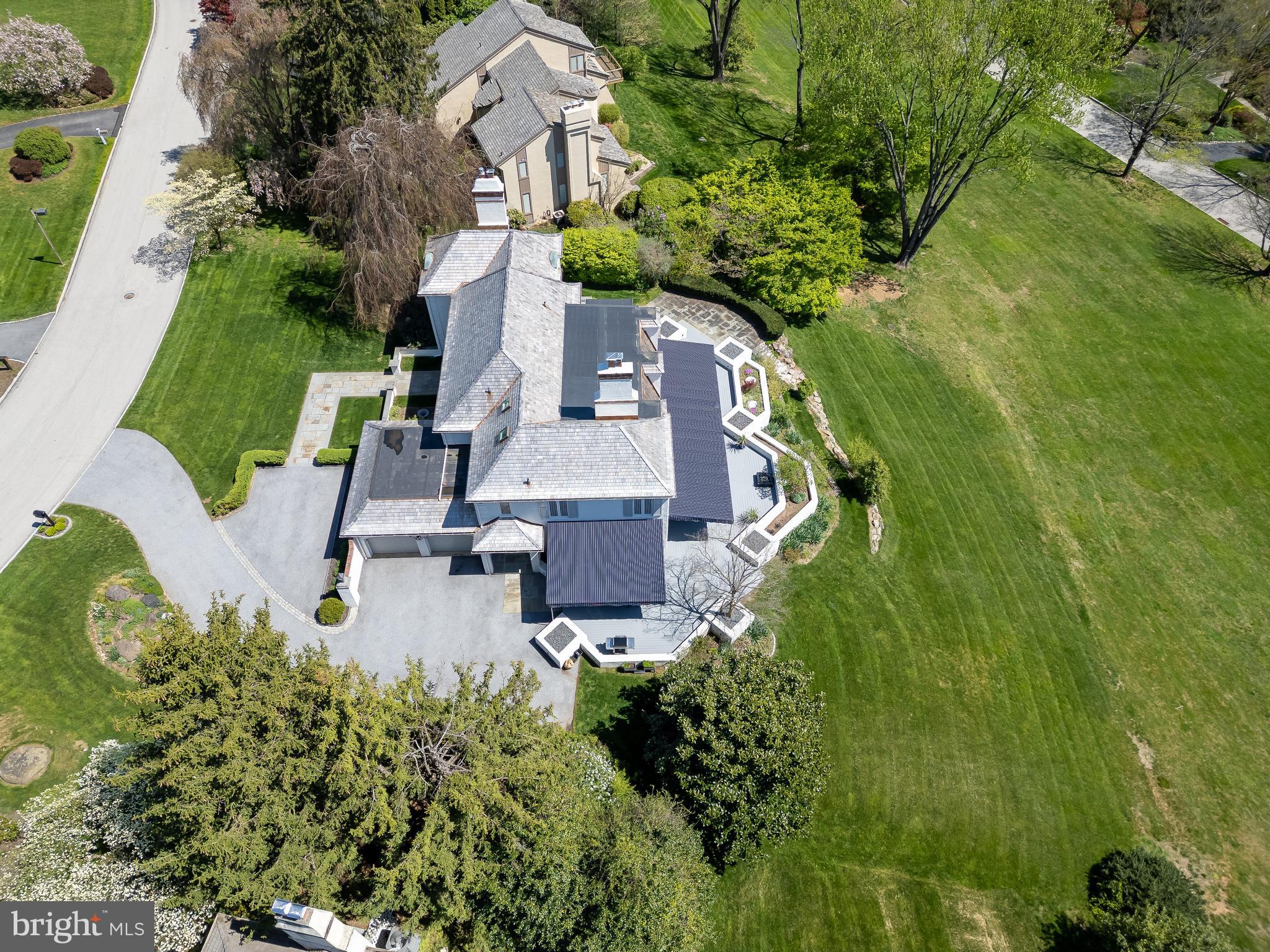 RAVENSCLIFF - Residential