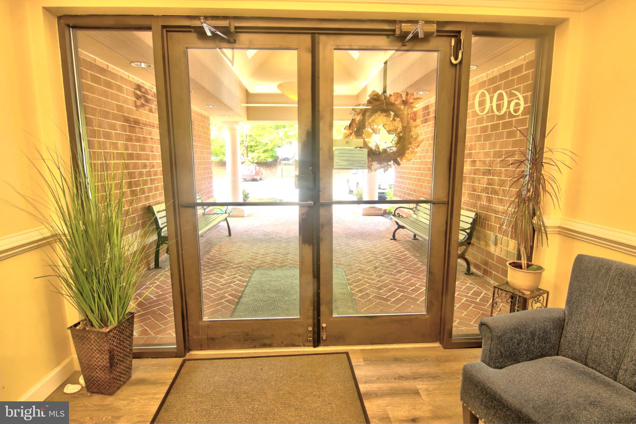 MCKINSEY PARK - Residential