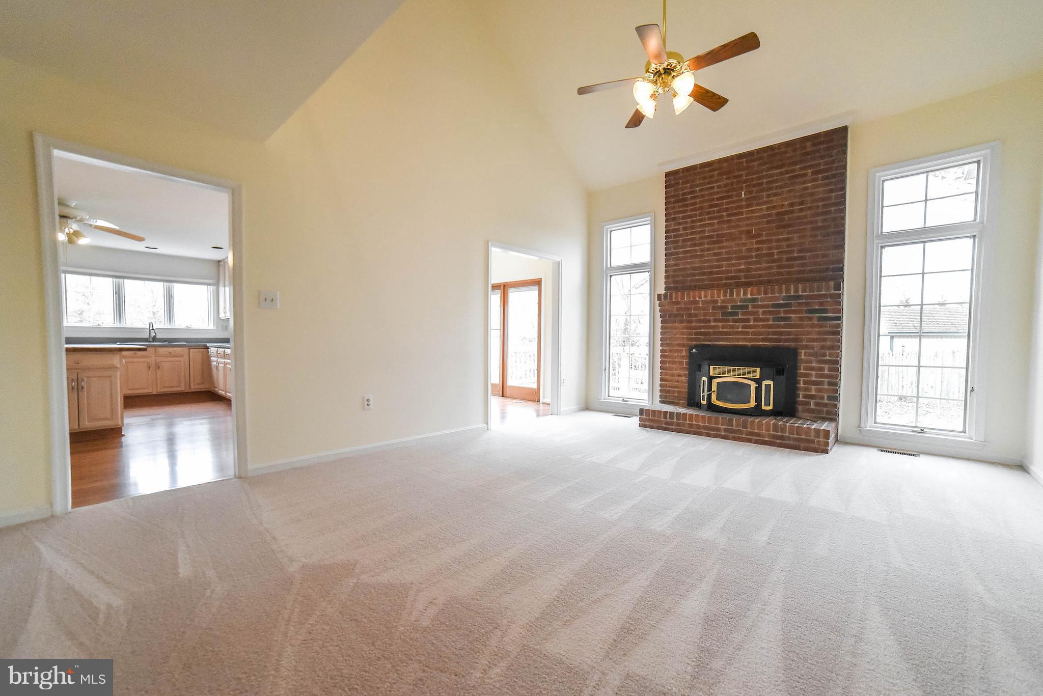 KINGS GRANT LA PLATA - Residential