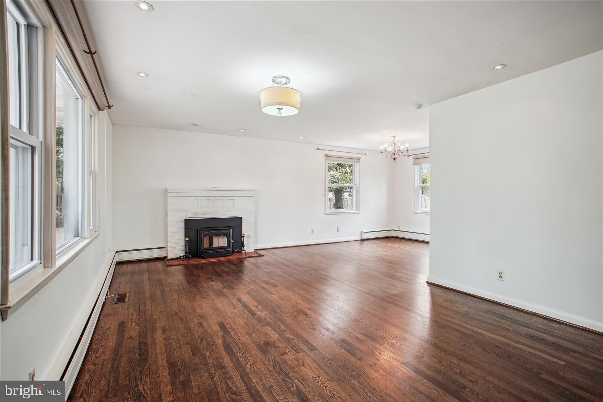 SPRINGVALE - Residential Lease