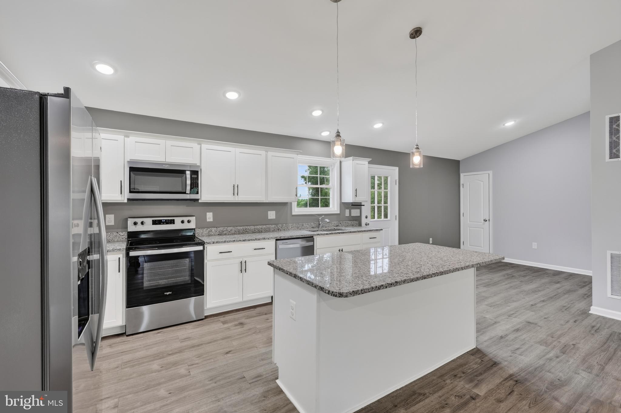 SHEN FARMS MT LAKE - Residential