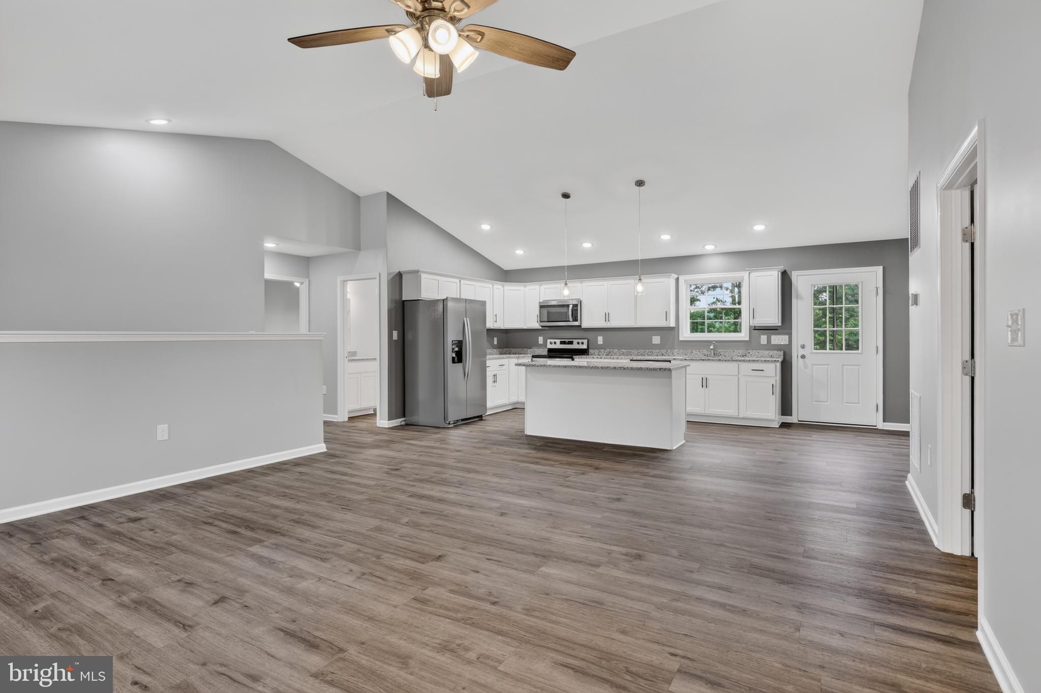 SHEN FARMS MT LAKE - Residential