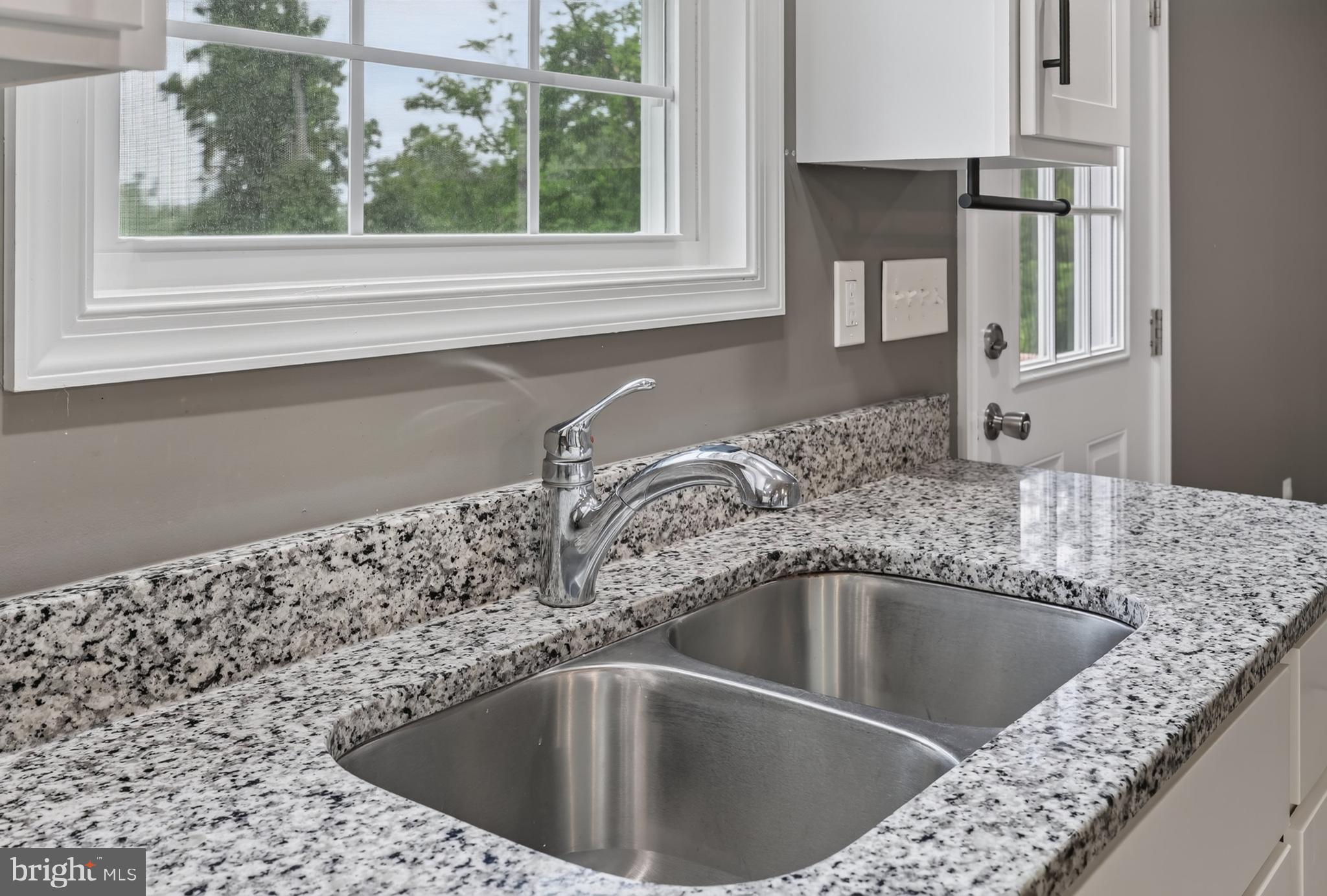 SHEN FARMS MT LAKE - Residential