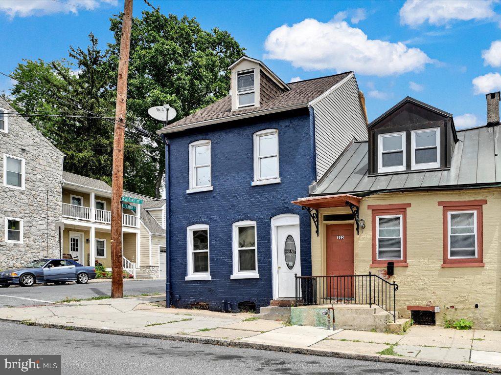 Grab this hidden gem while you can! This Cape Cod Style semi is perfect for an investor or owner occupant at a price that can't be beat! Hardwood floors, exposed brick, exposed beam ceilings and OFF STREET PARKING. Don't delay, call today.