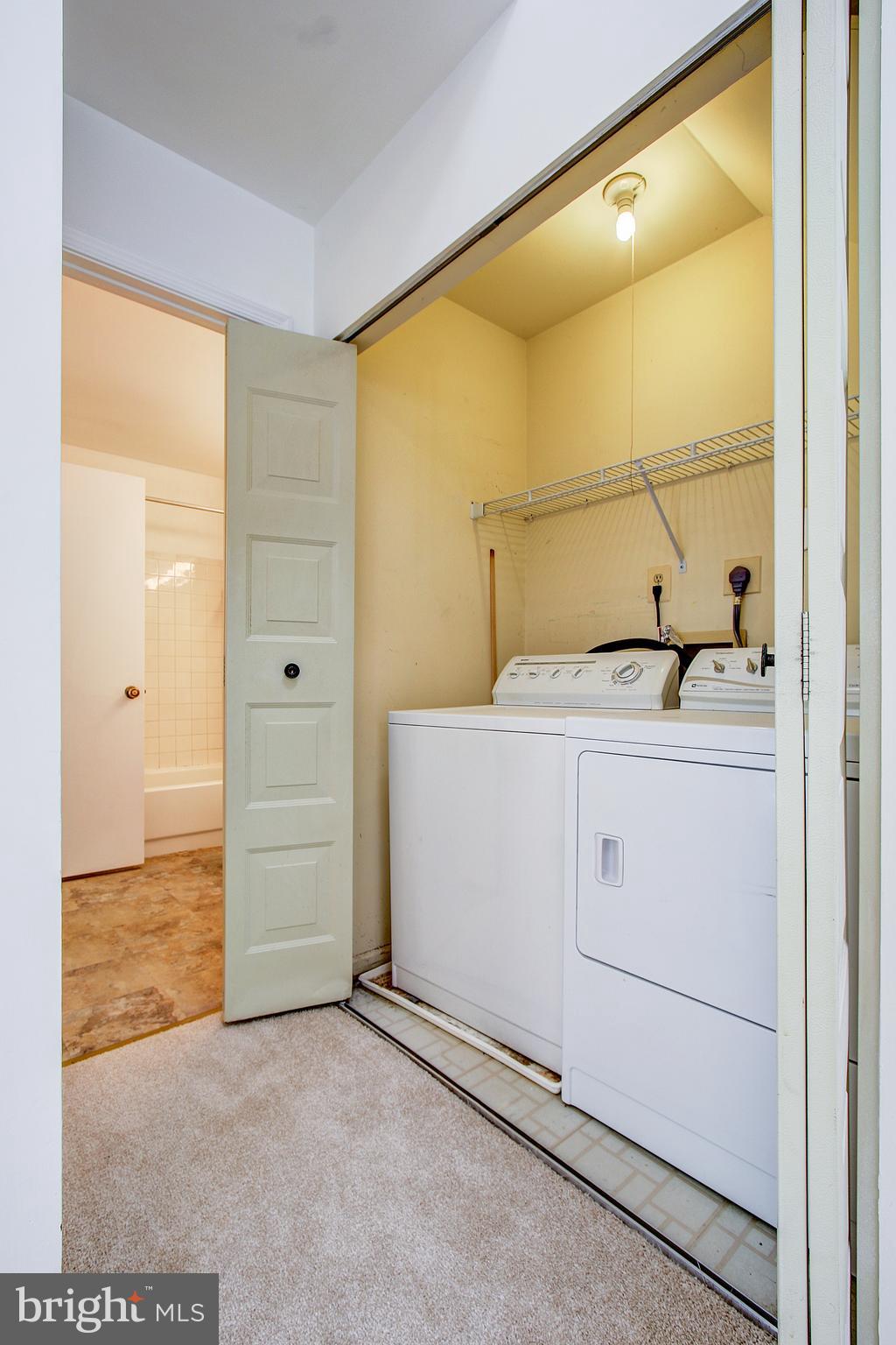 WILLOW COVE MANORS - Residential