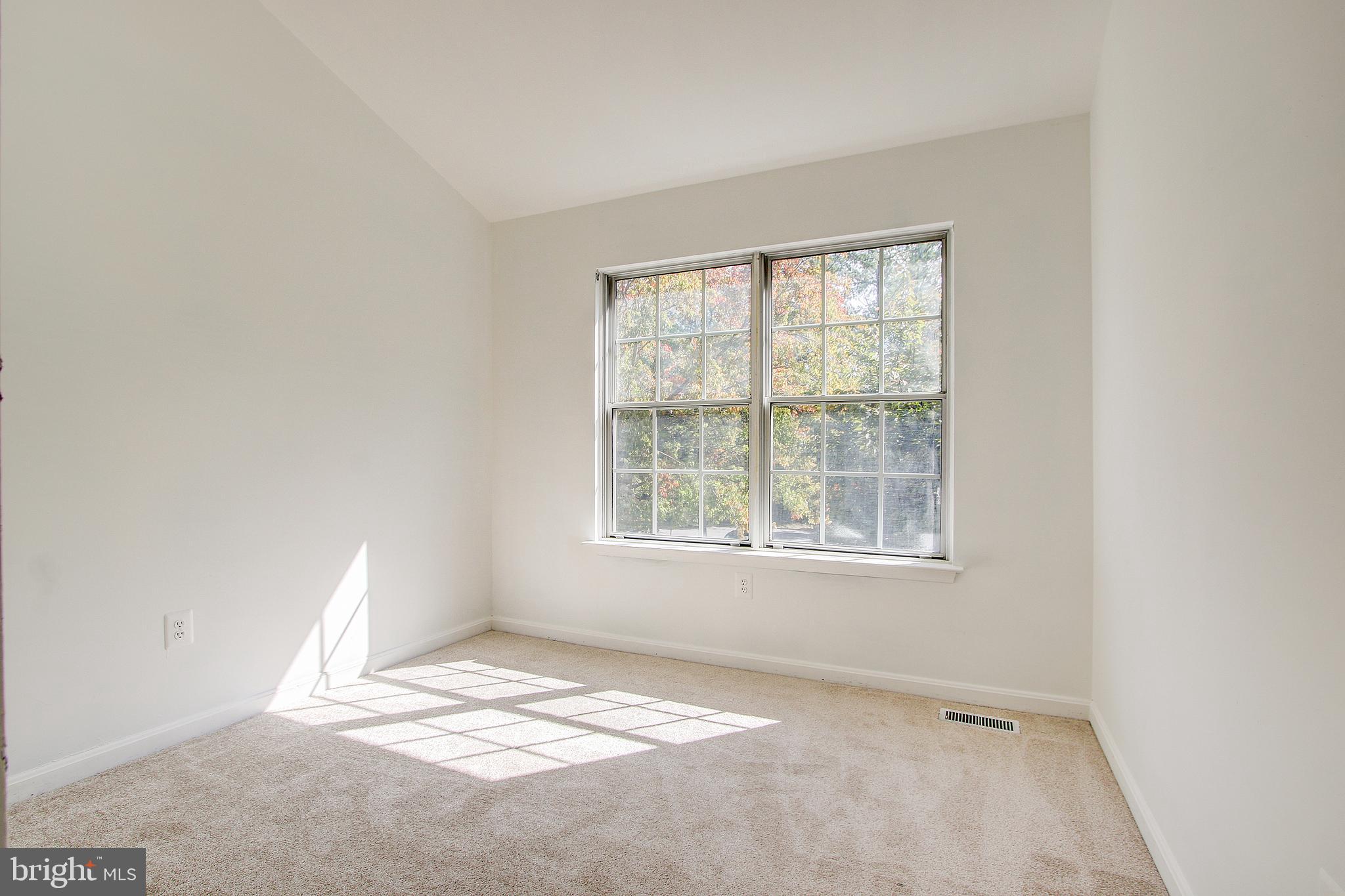 WILLOW COVE MANORS - Residential