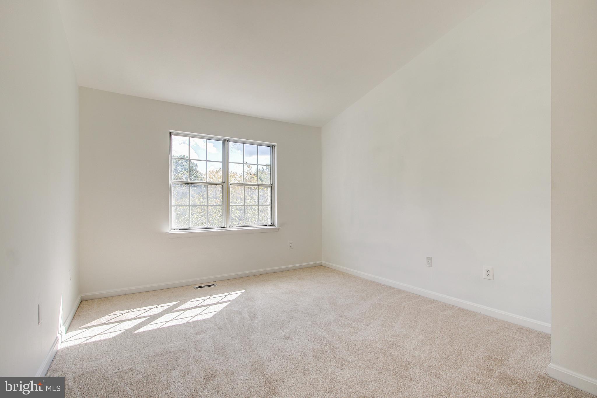 WILLOW COVE MANORS - Residential
