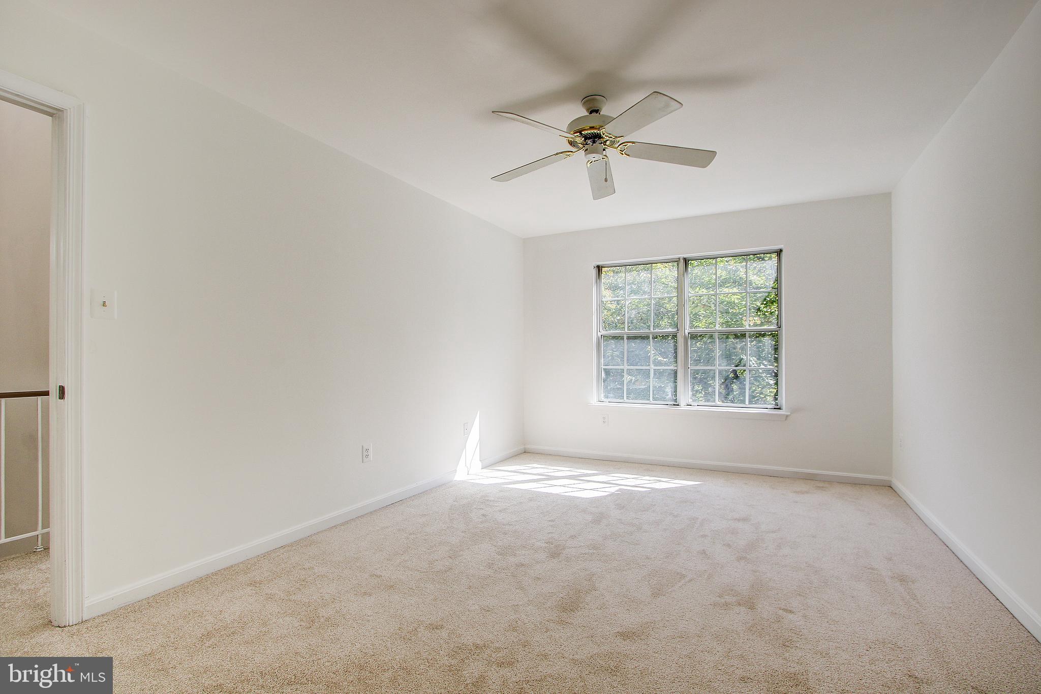 WILLOW COVE MANORS - Residential