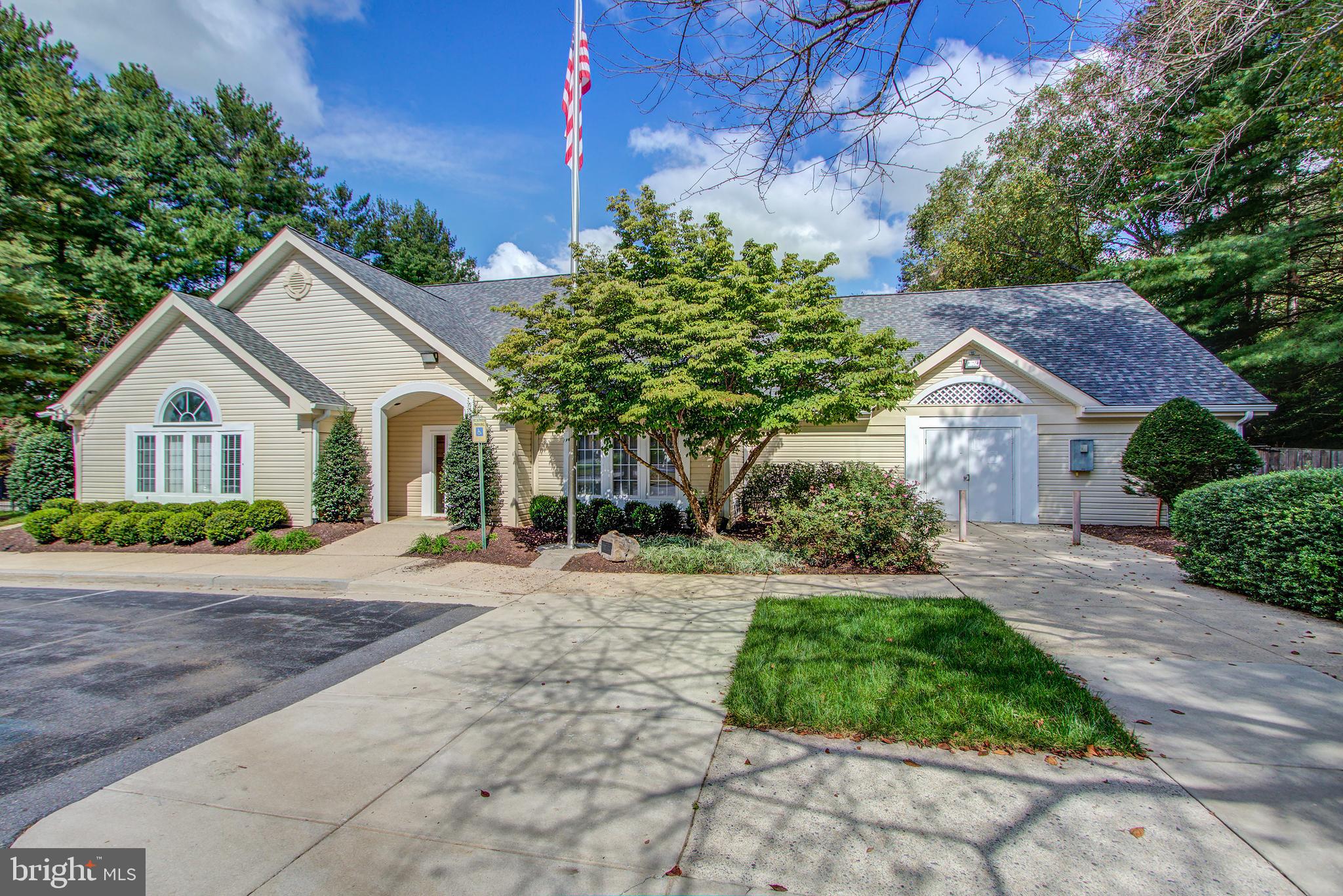 WILLOW COVE MANORS - Residential