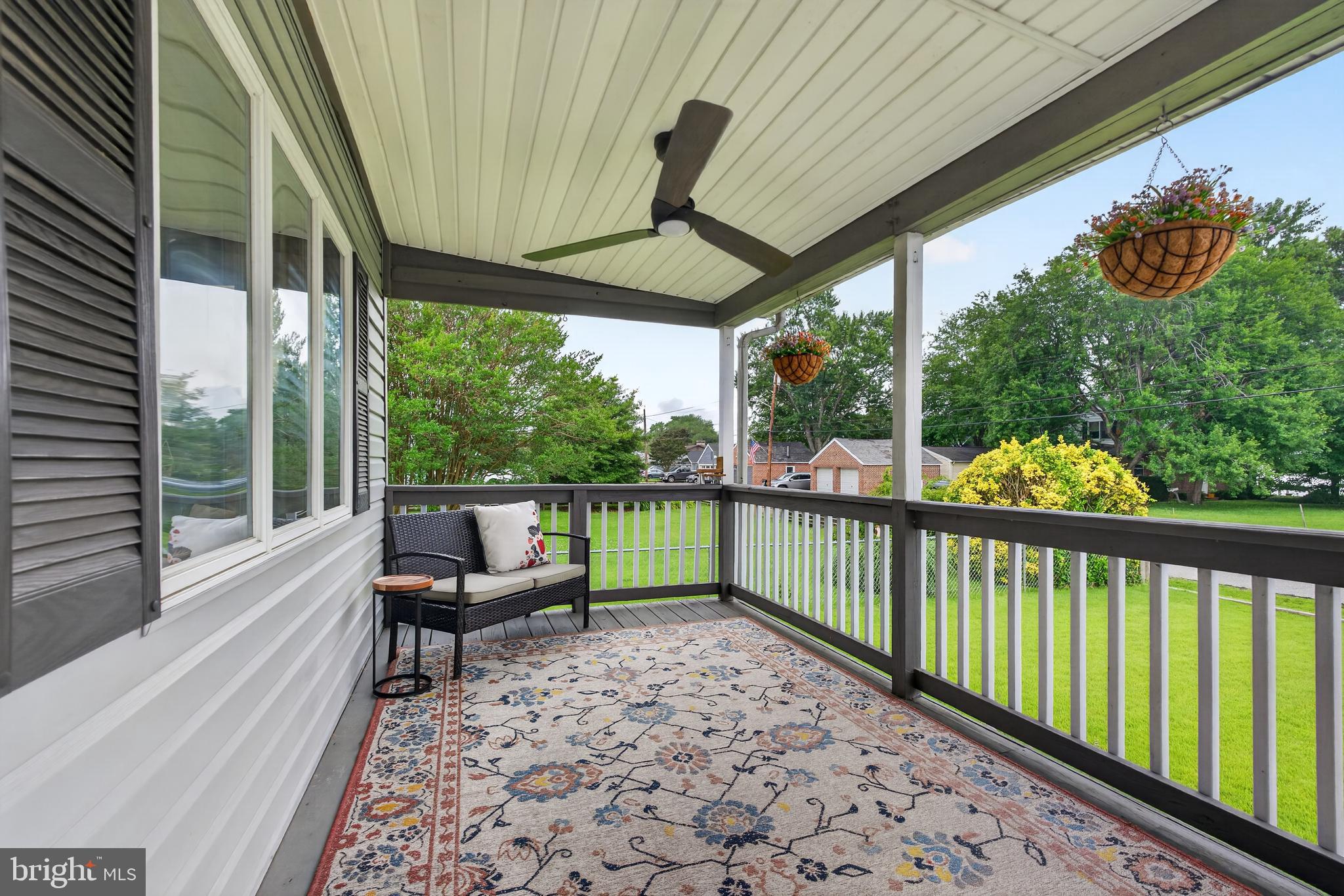 MIDDLE RIVER - Residential
