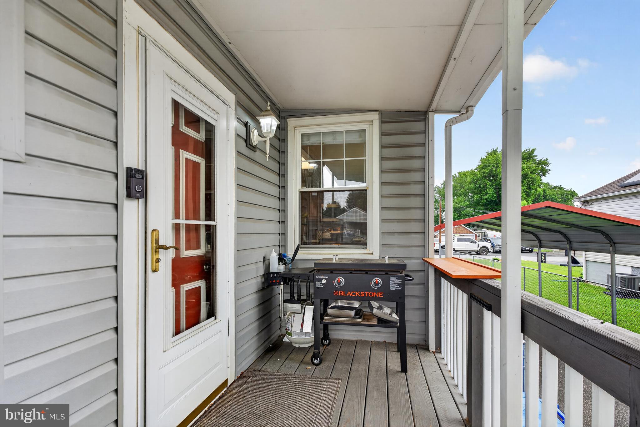 MIDDLE RIVER - Residential