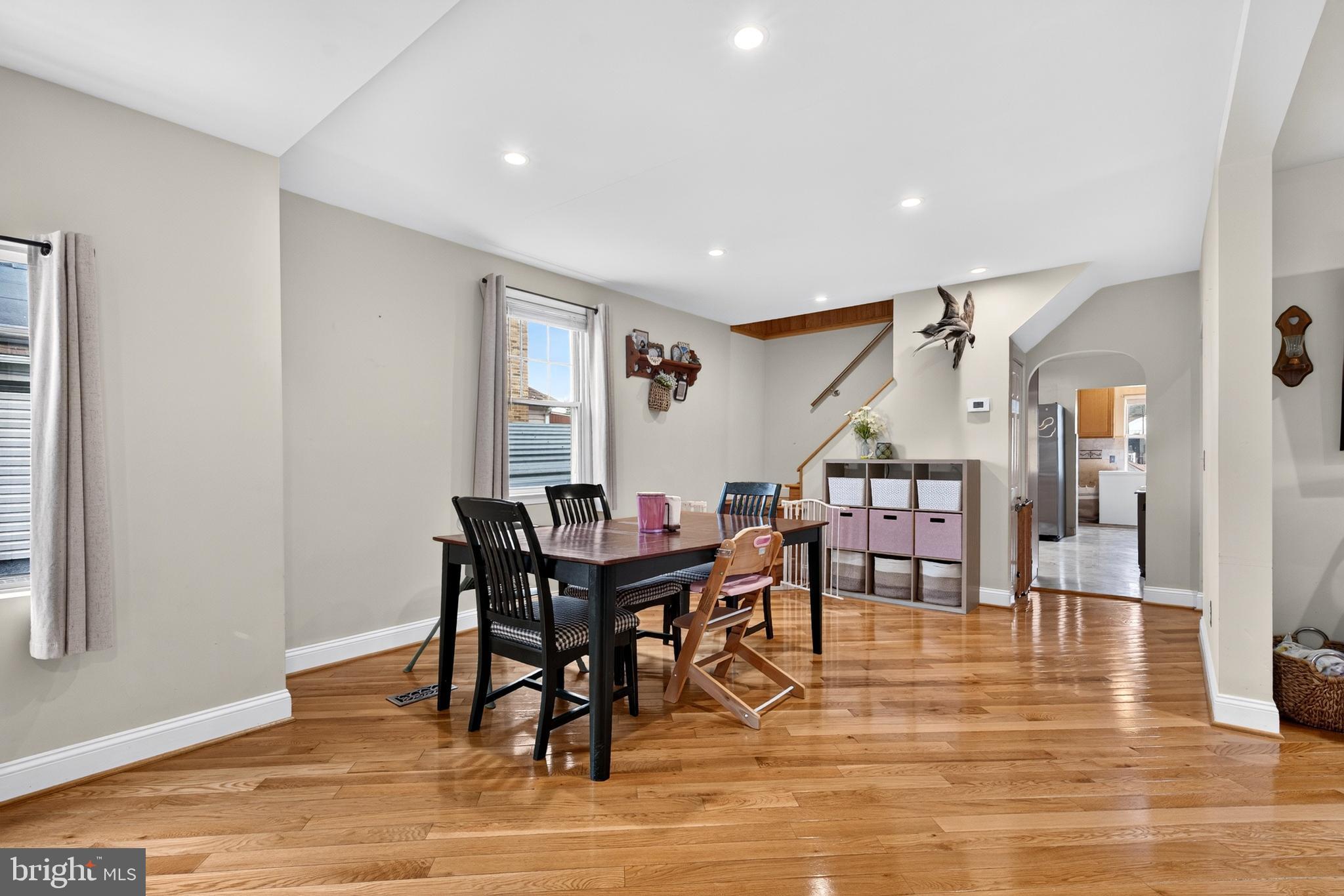 MIDDLE RIVER - Residential