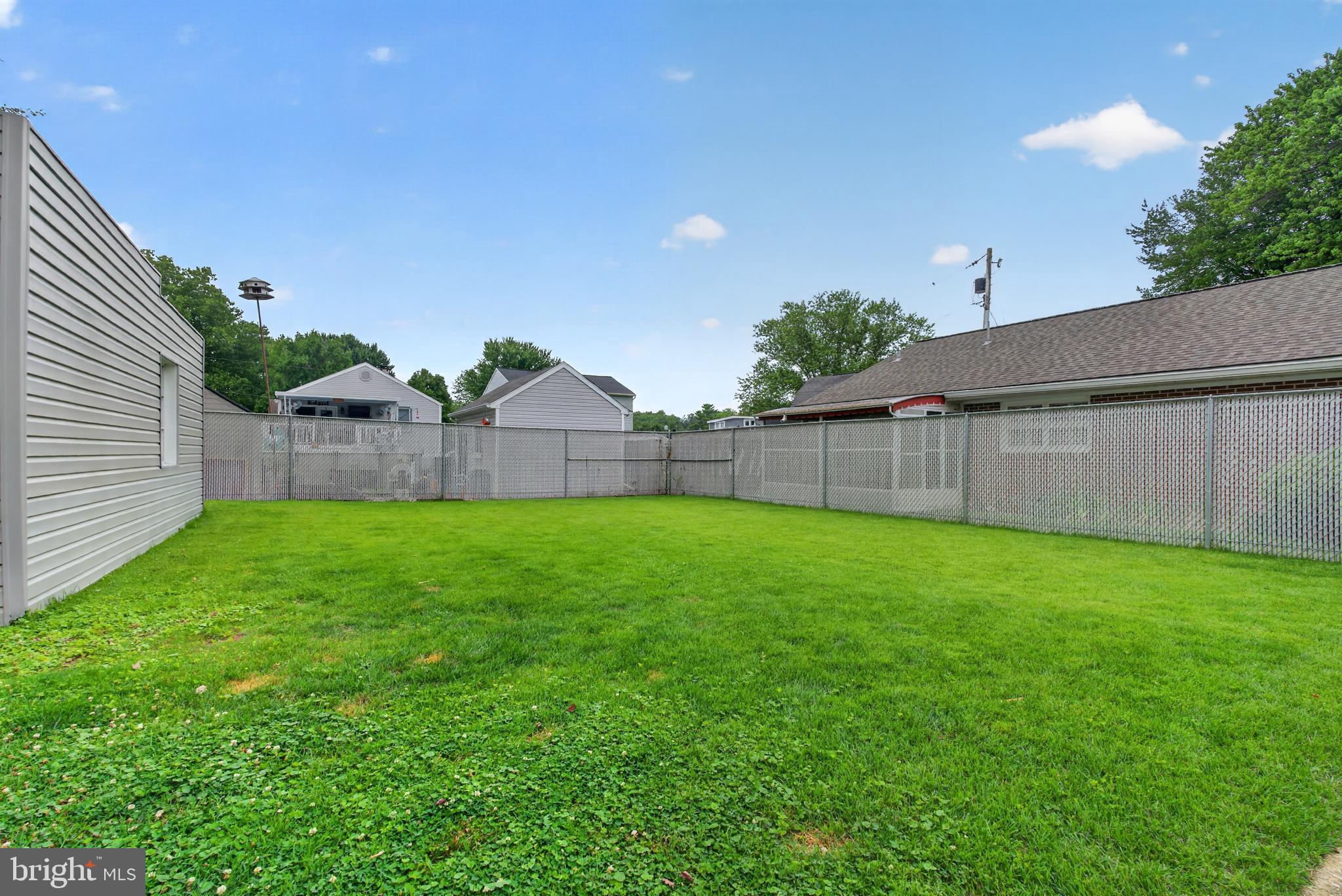 MIDDLE RIVER - Residential