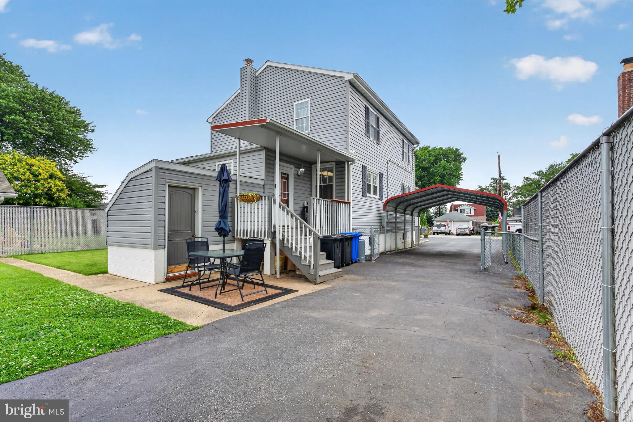 MIDDLE RIVER - Residential