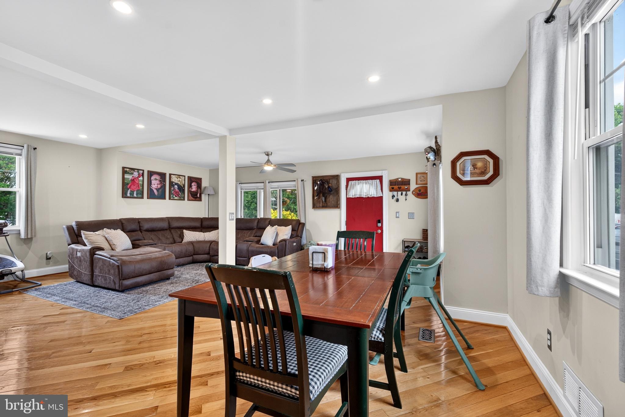 MIDDLE RIVER - Residential