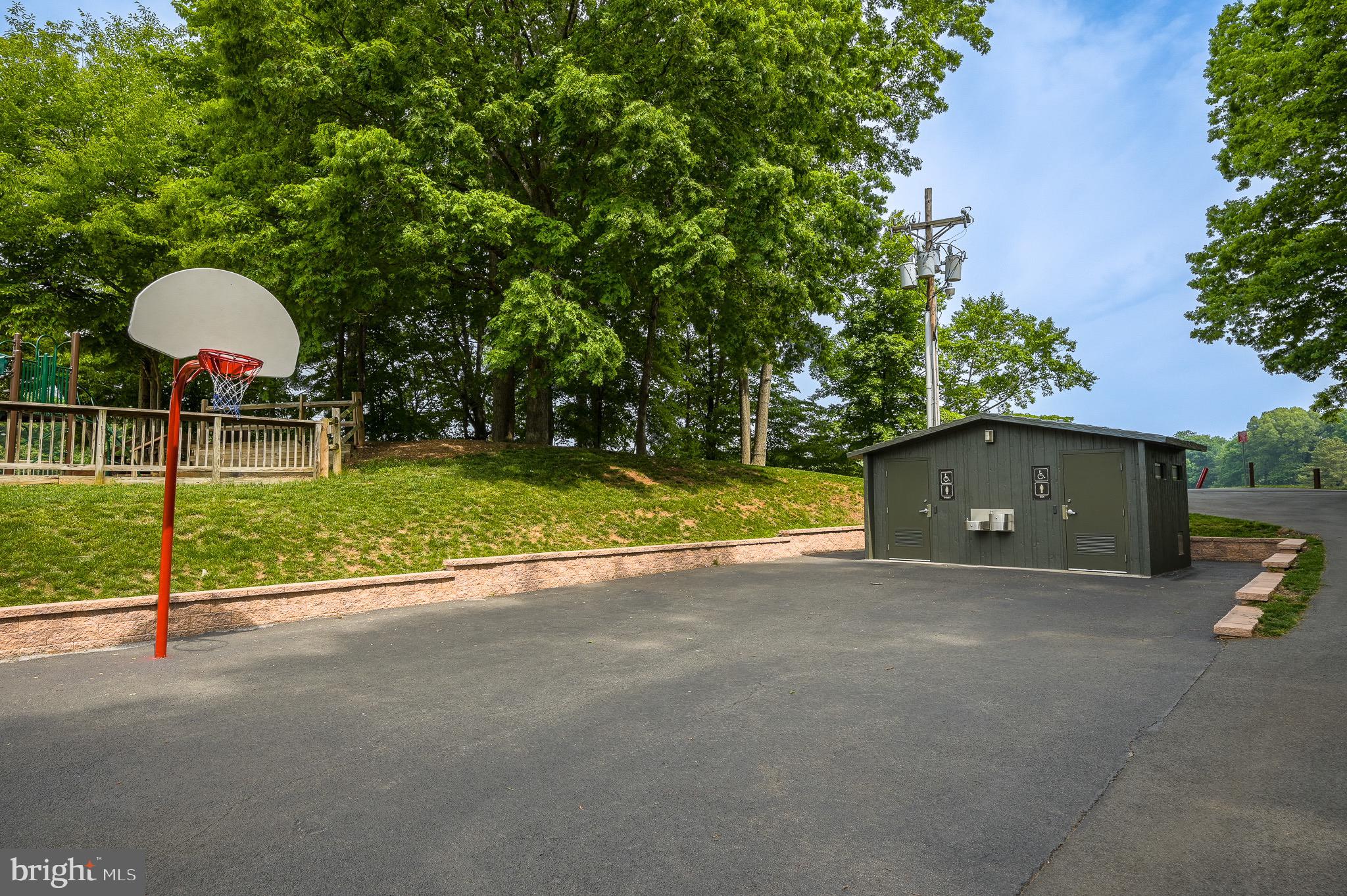 MONTCLAIR - Residential