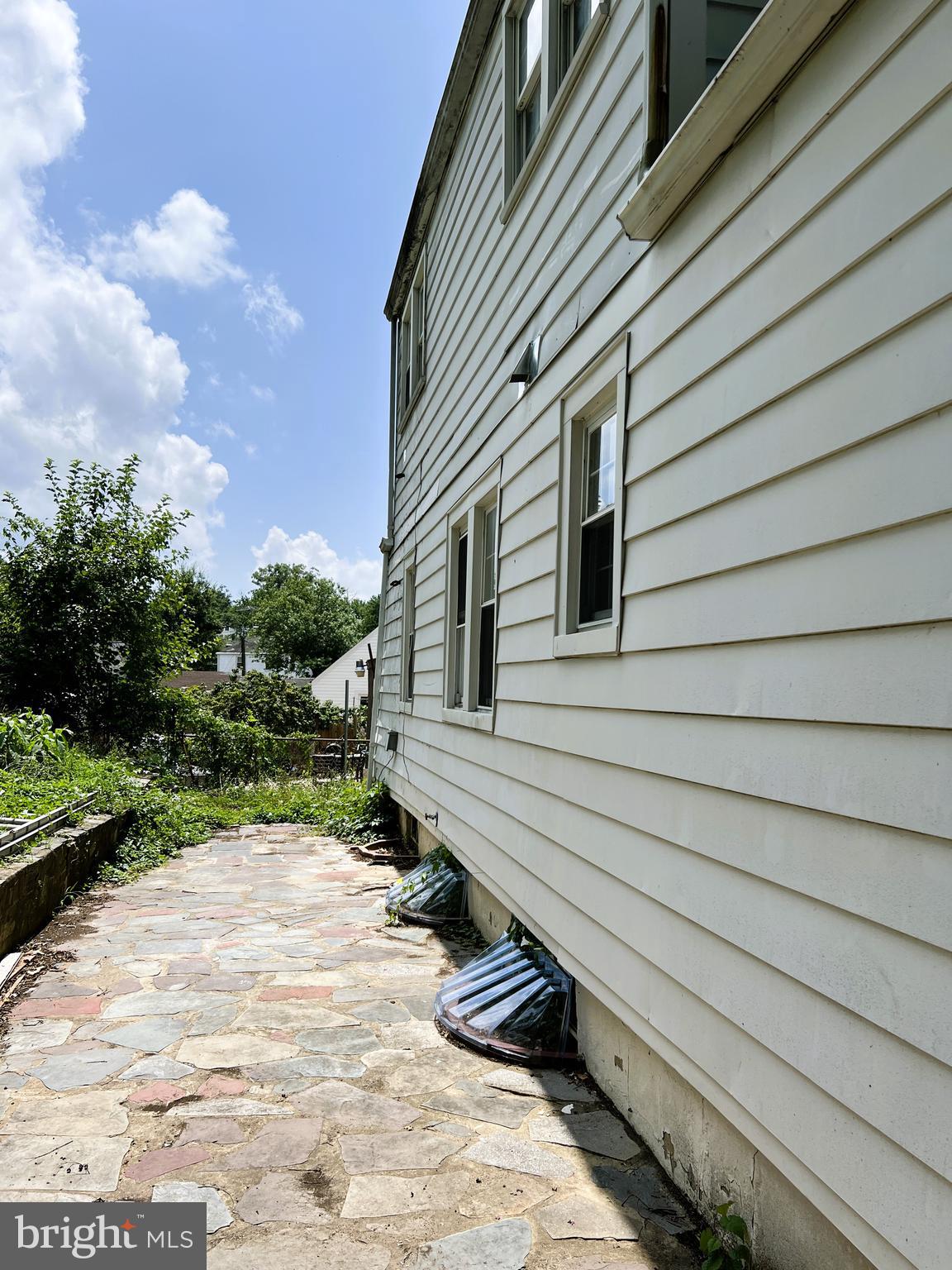 EDMONSTON - Residential